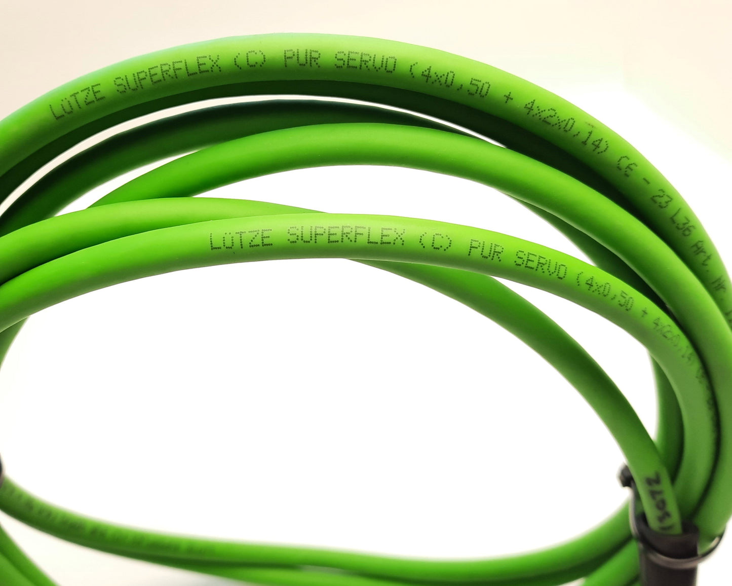 Used Lutze 111455 Superflex Plus Pur Green Servo Feedback Cable for C-Tracks, 11.5'