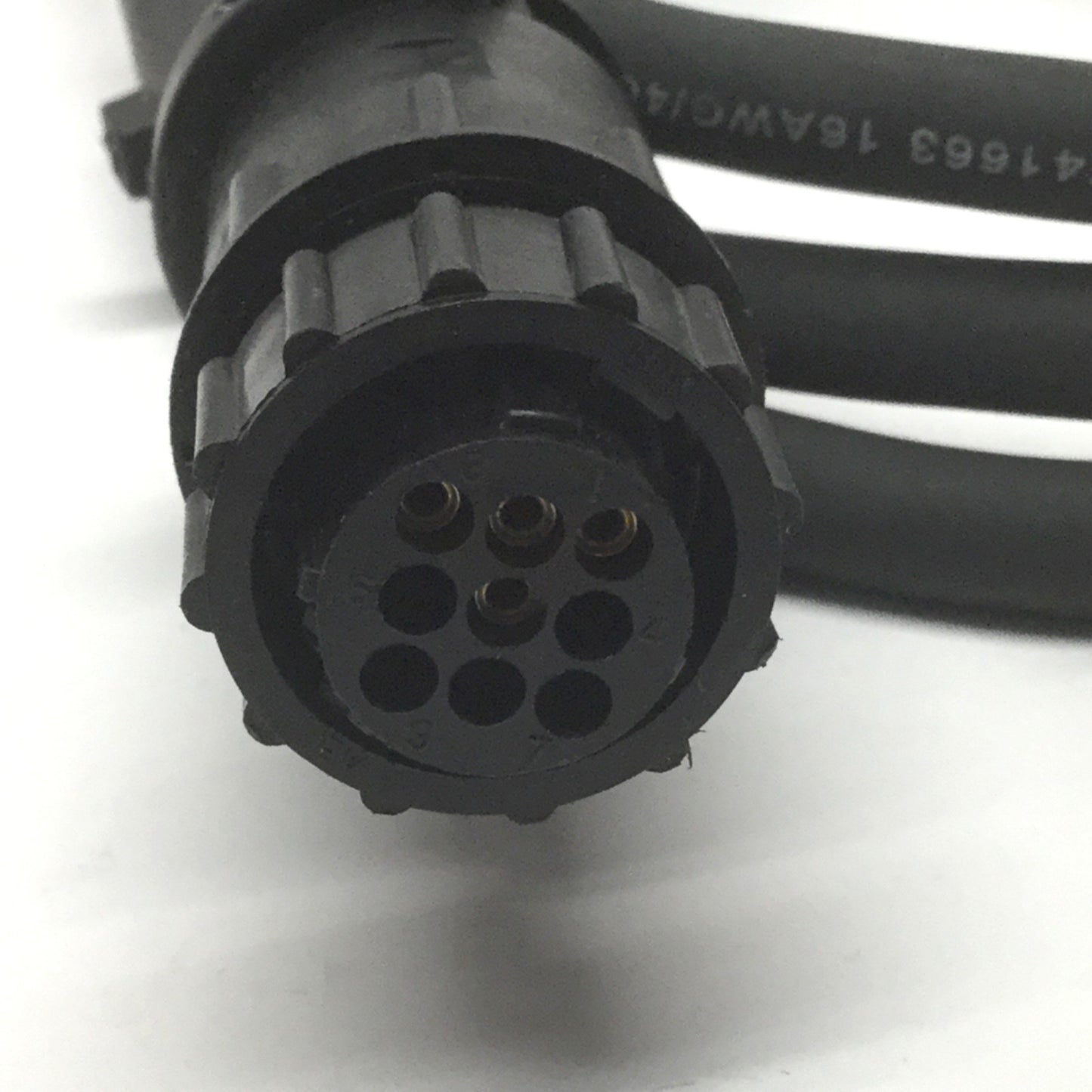 Used Allen Bradley 2090-CPWM6DF-16AA03 Kinetix Motor Power Cable *Cut to 1m*