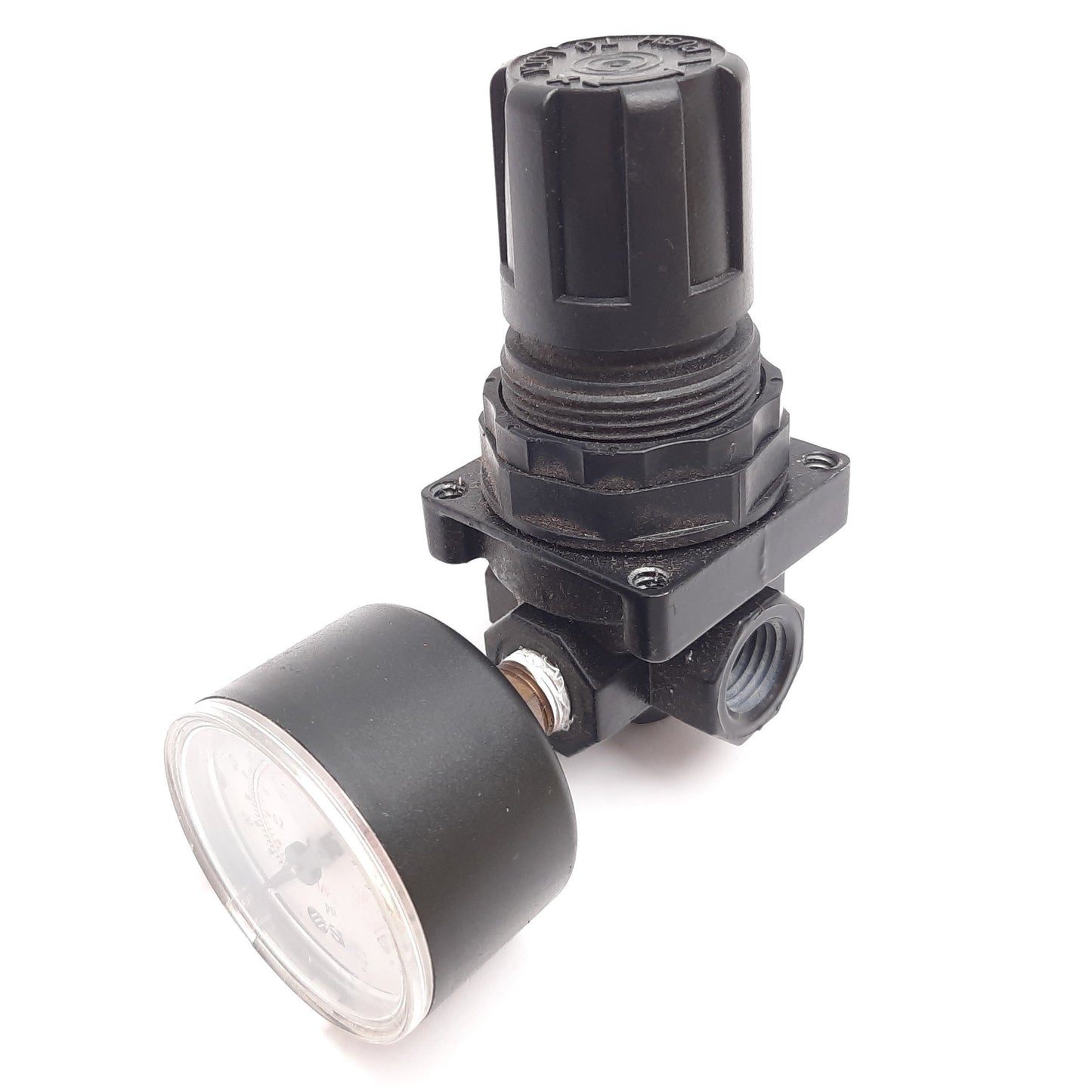 Used Wilkerson R00-02-000 Pneumatic Regulator, 0-125psi, 1/4" NPT, W/ 0-160psi Gauge