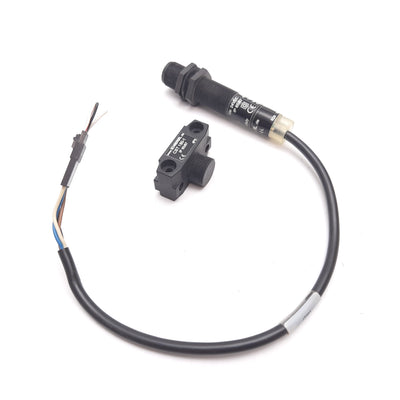 Used Schmersal CSS 8-180-2P-E-L Safety Sensor, Range: 8mm, With CST 180-1 Actuator