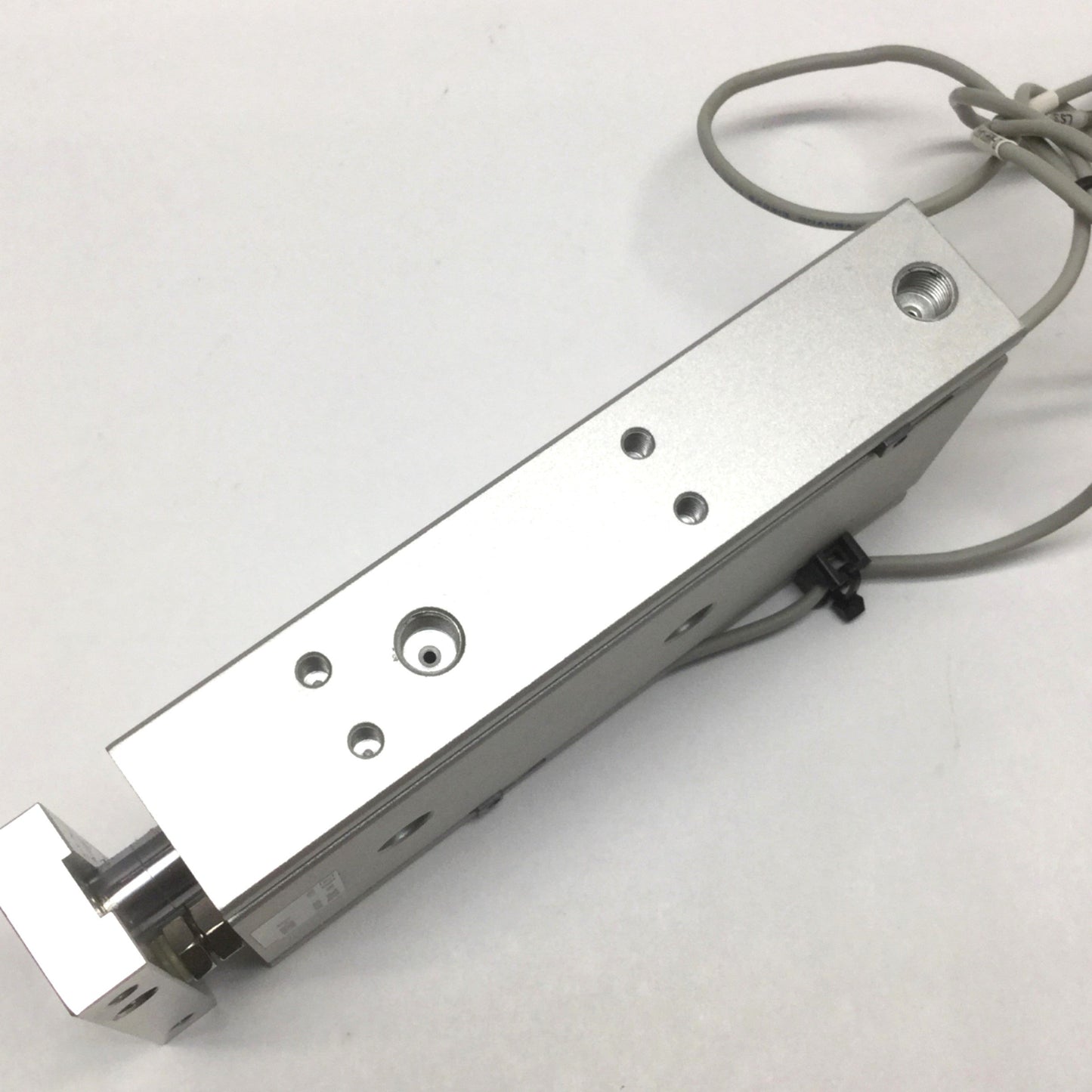 Used SMC CXSM25-80 Dual Rod Slide Bearing Cylinder, 25mm Bore, 80mm Stroke w/Switches
