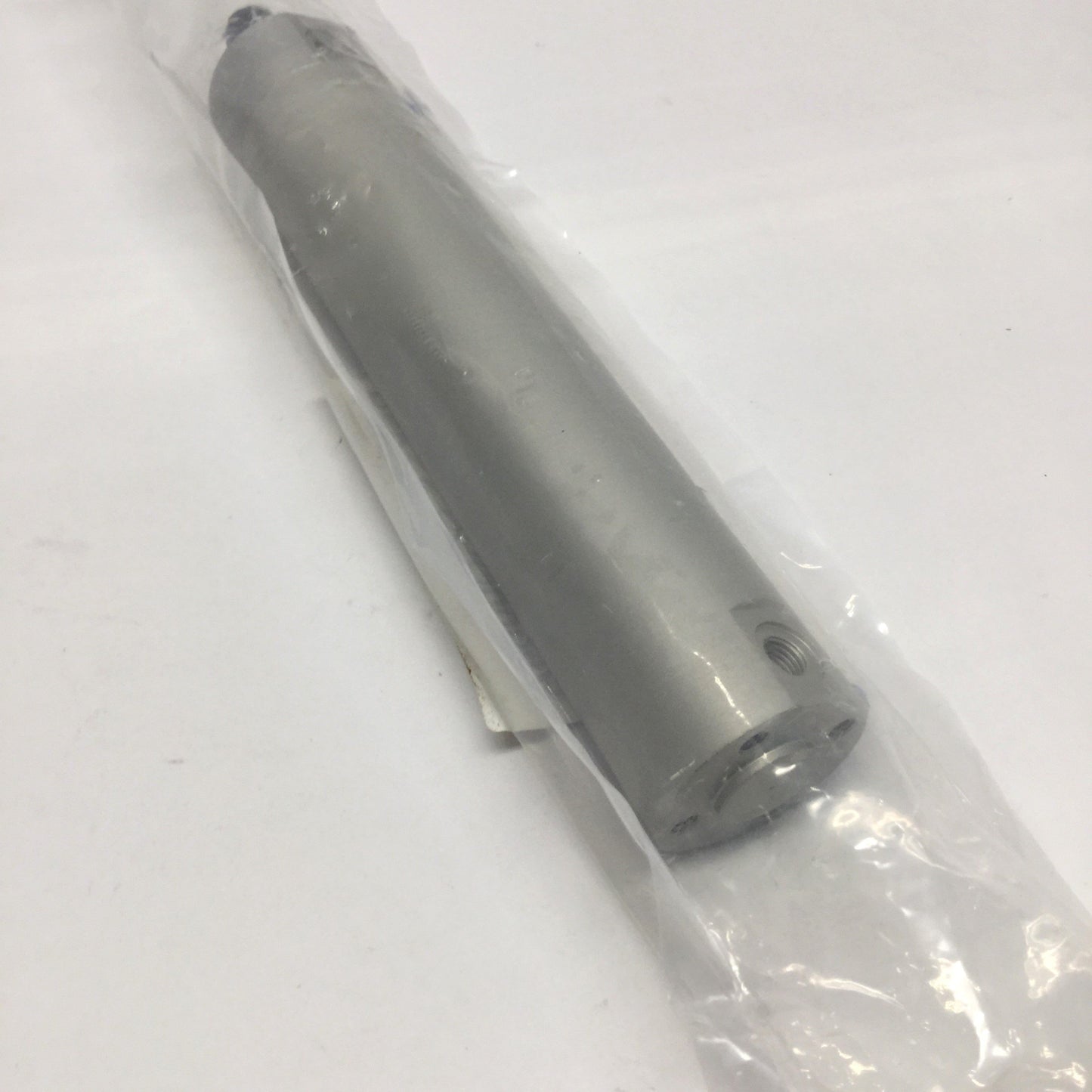 New SMC CG1BN32-125FZ Pneumatic Cylinder 32mm Bore, 125mm Stroke, Double-Acting