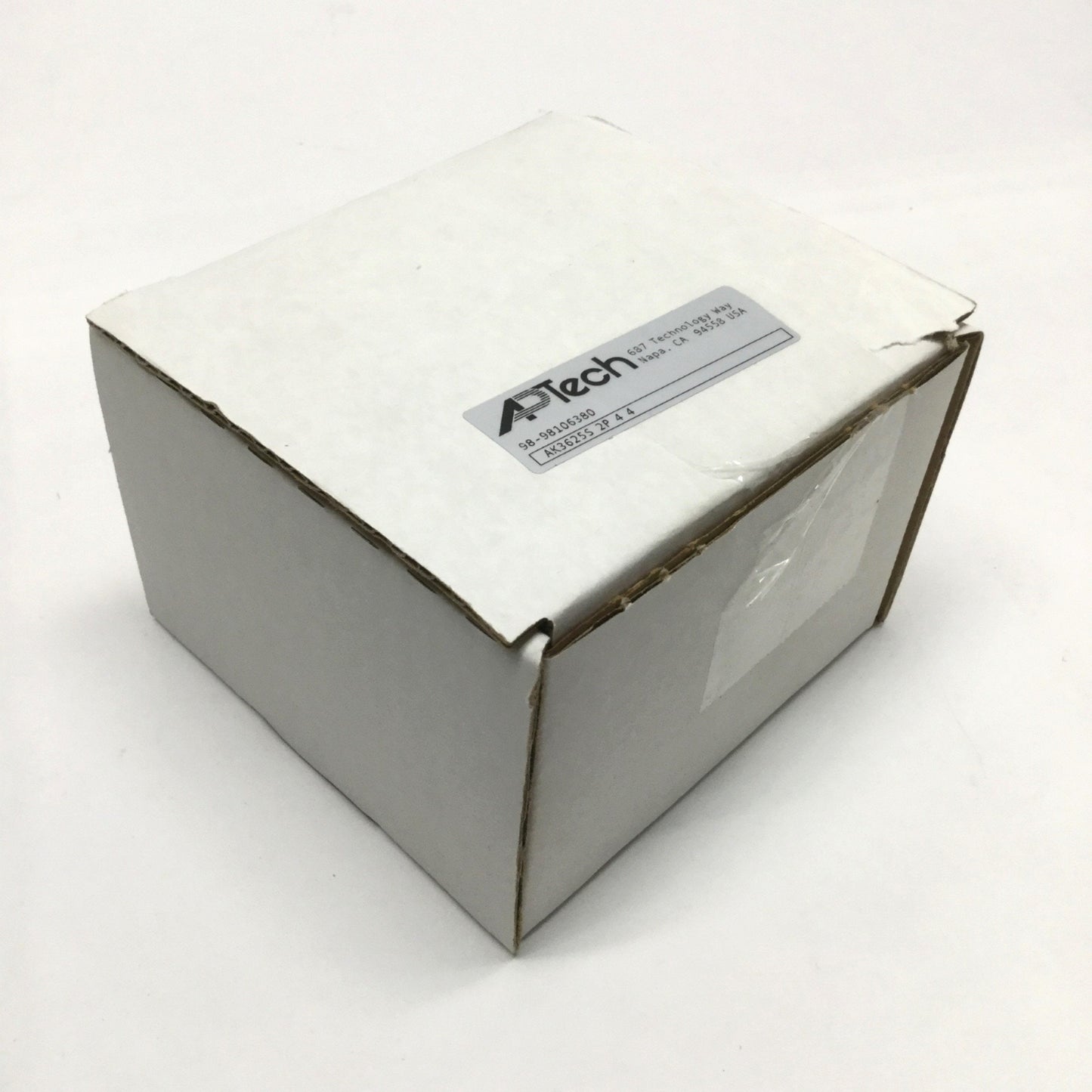 New APTech AK3625S 2P 4 4 Diaphragm Valve, Stainless Steel, 4-Port 1/4" NPT, 3000psi