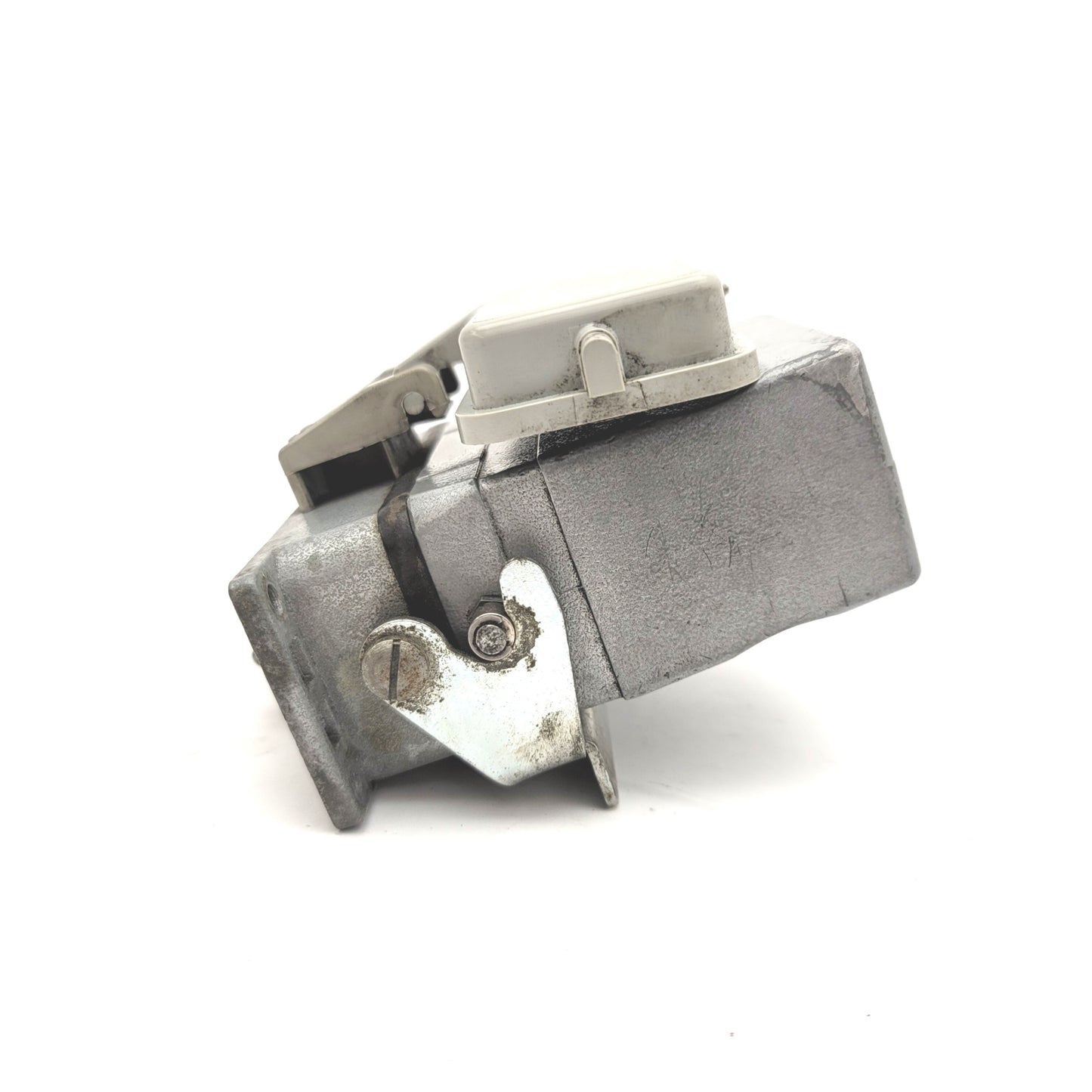Used Phoenix Contact 1775596 Locking Housing W/1771613 HEAVYCON B16 Panel Mount Base