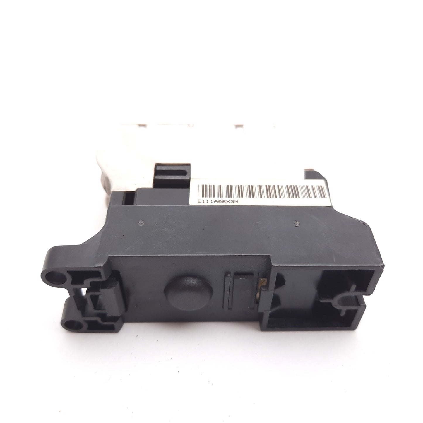 Used Eaton Cutler Hammer E111A06X3N Motor Control Contactor 6A 600VAC, Coil: 24VDC