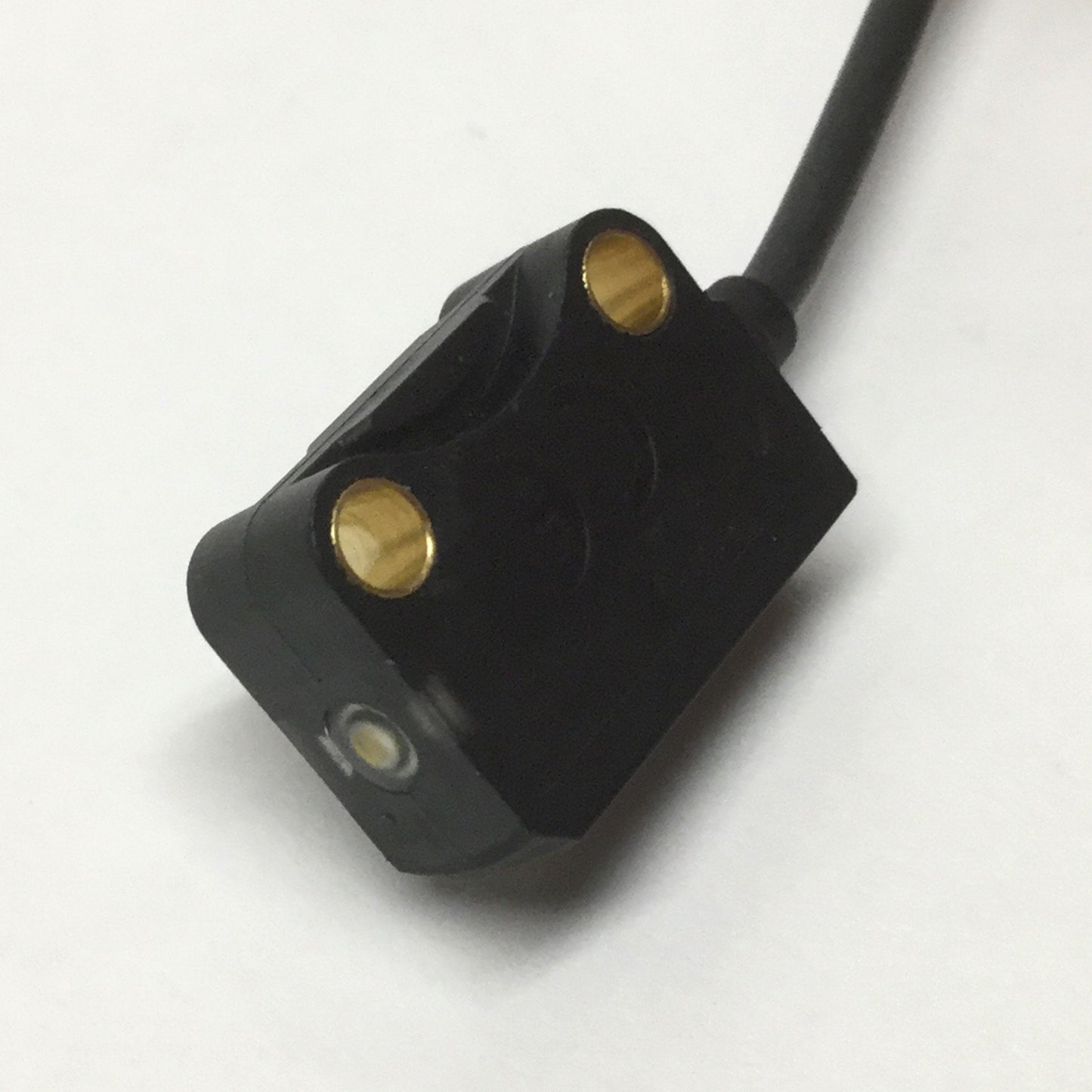 Used Allen-Bradley 42KD-B2LAR1-Y4 Miniature LED Photoelectric Sensor, 1-15mm, PNP/NPN