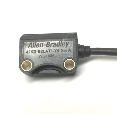 Used Allen-Bradley 42KD-B2LAT1-Y4 Miniature LED Photoelectric Sensor, 5-70mm, PNP/NPN