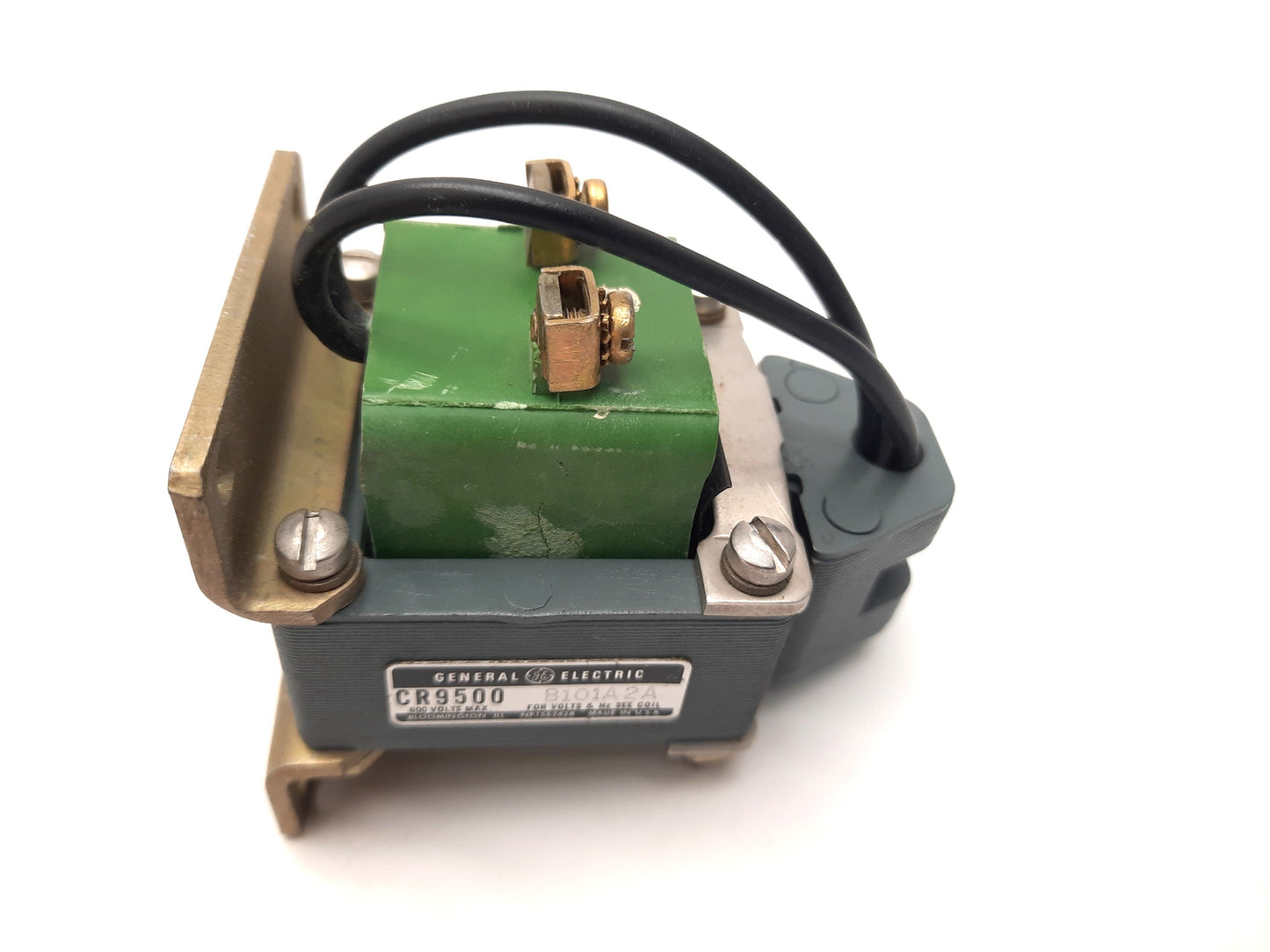 New General Electric CR9500B101A2A AC Solenoid, Pull Type, Stroke 1" 115VAC 60Hz