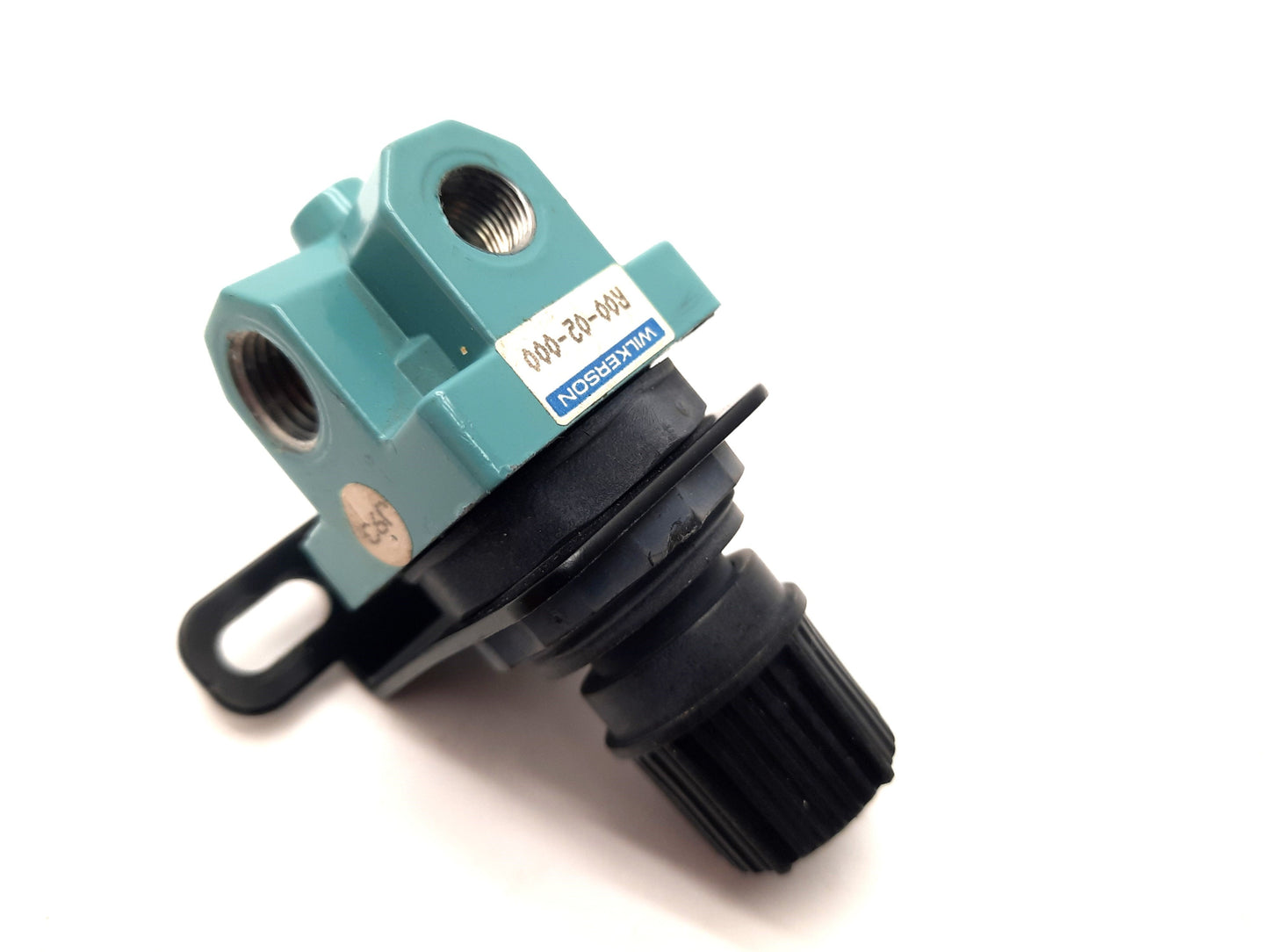 Used Wilkerson R00-02-000 Pneumatic Pressure Regulators, 1/4" NPT