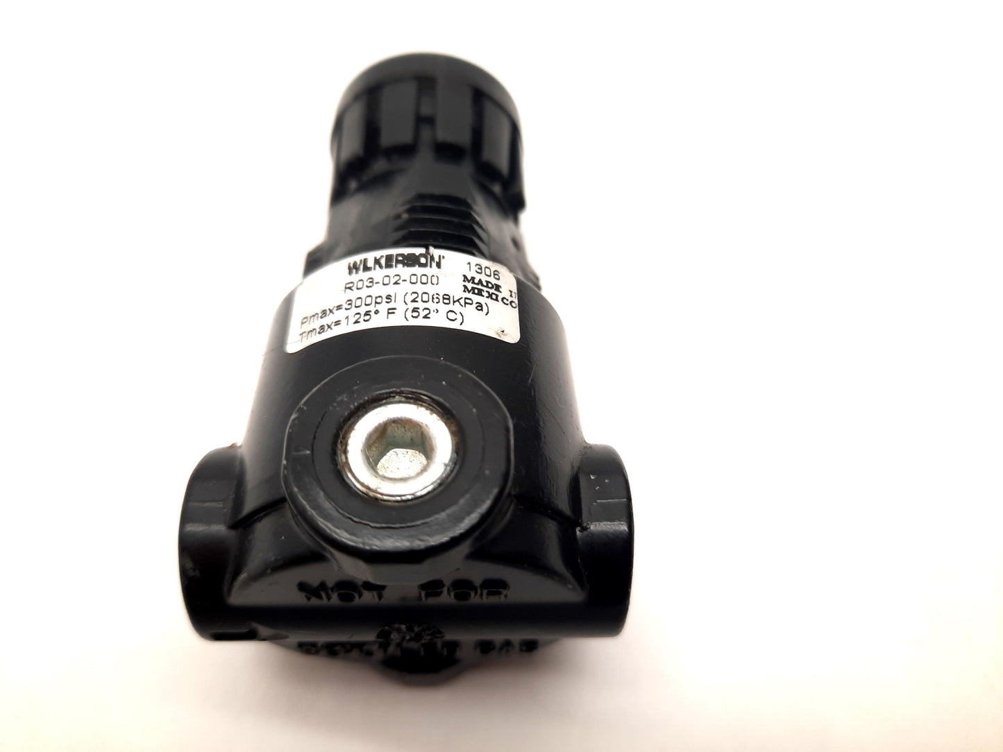 Used Wilkerson R03-02-000 Pneumatic Regulator 1/4" NPT