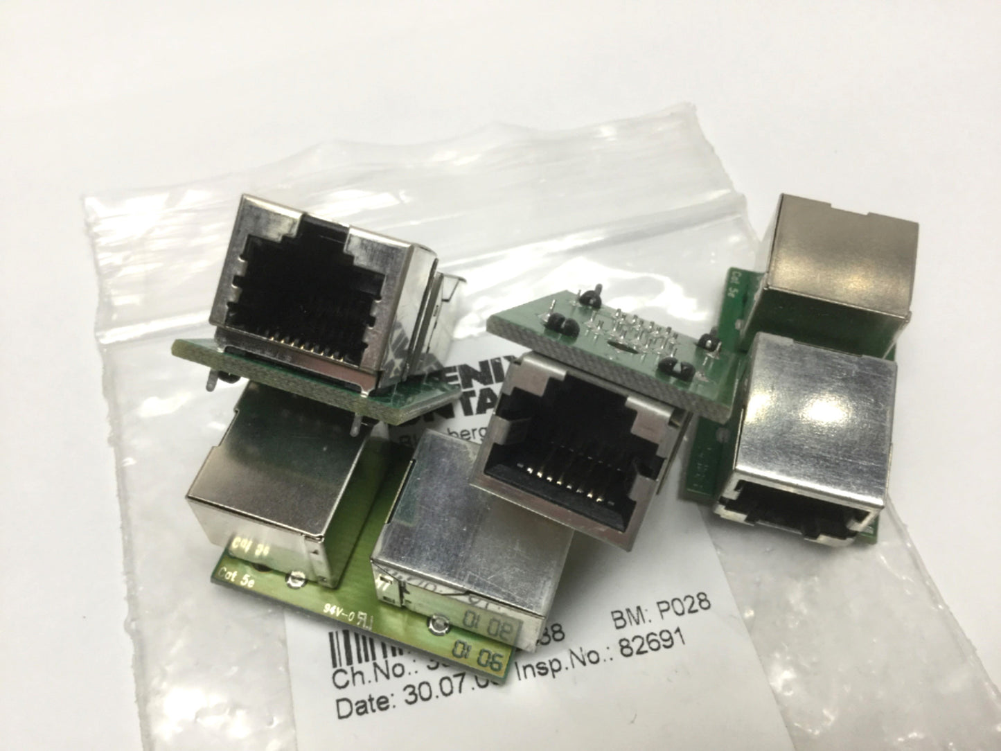 New – Open box Lot of 4 Phoenix Contact VS-08-BU-RJ45-5-F/BU RJ45 CAT5e Socket Inserts, 8-Pos