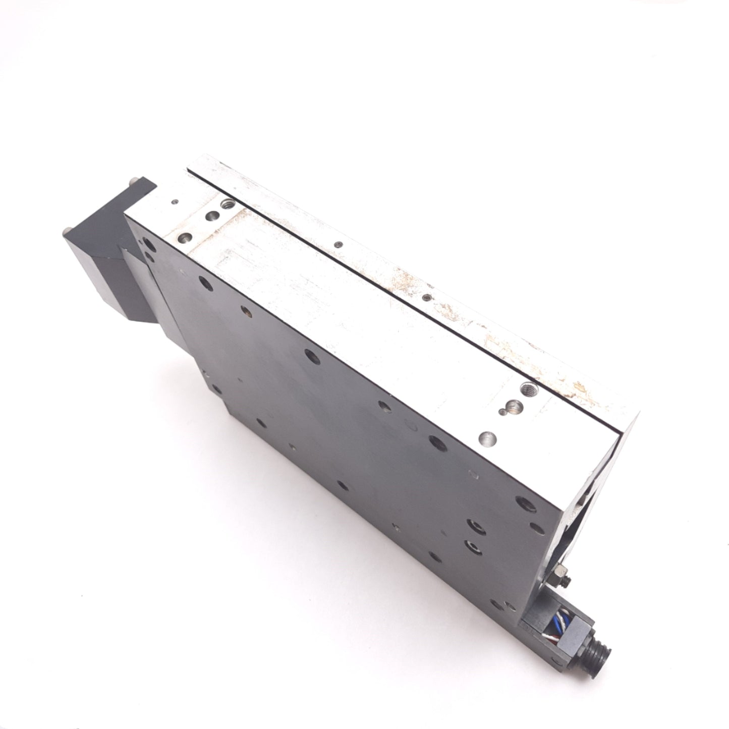 Used Daedal Linear Slide Position Actuator, Stage: 9" x 6", Travel: 4.5", NEMA 23