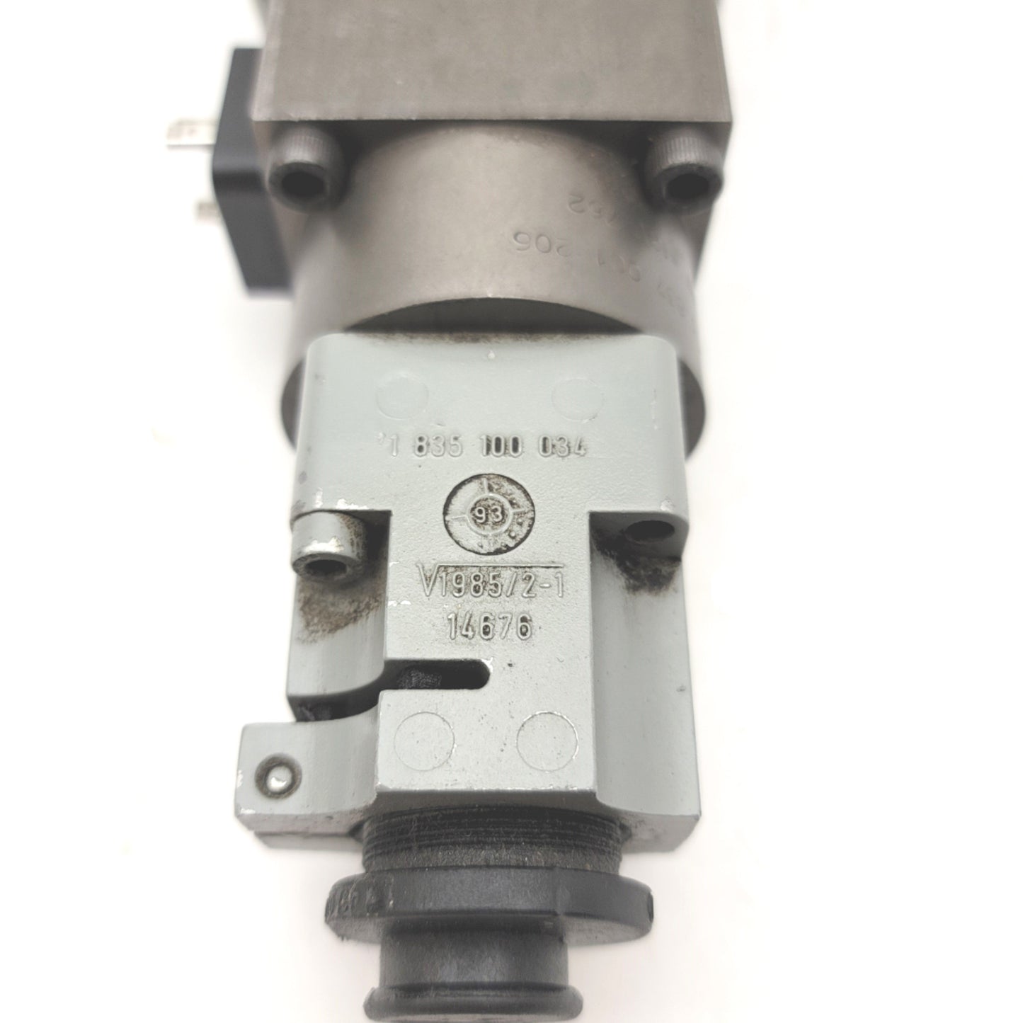 Used Bosch Rexroth 4WRP 10 W 63S –1X/G24Z4/M 4/3 Servo Solenoid Valve 24VDC