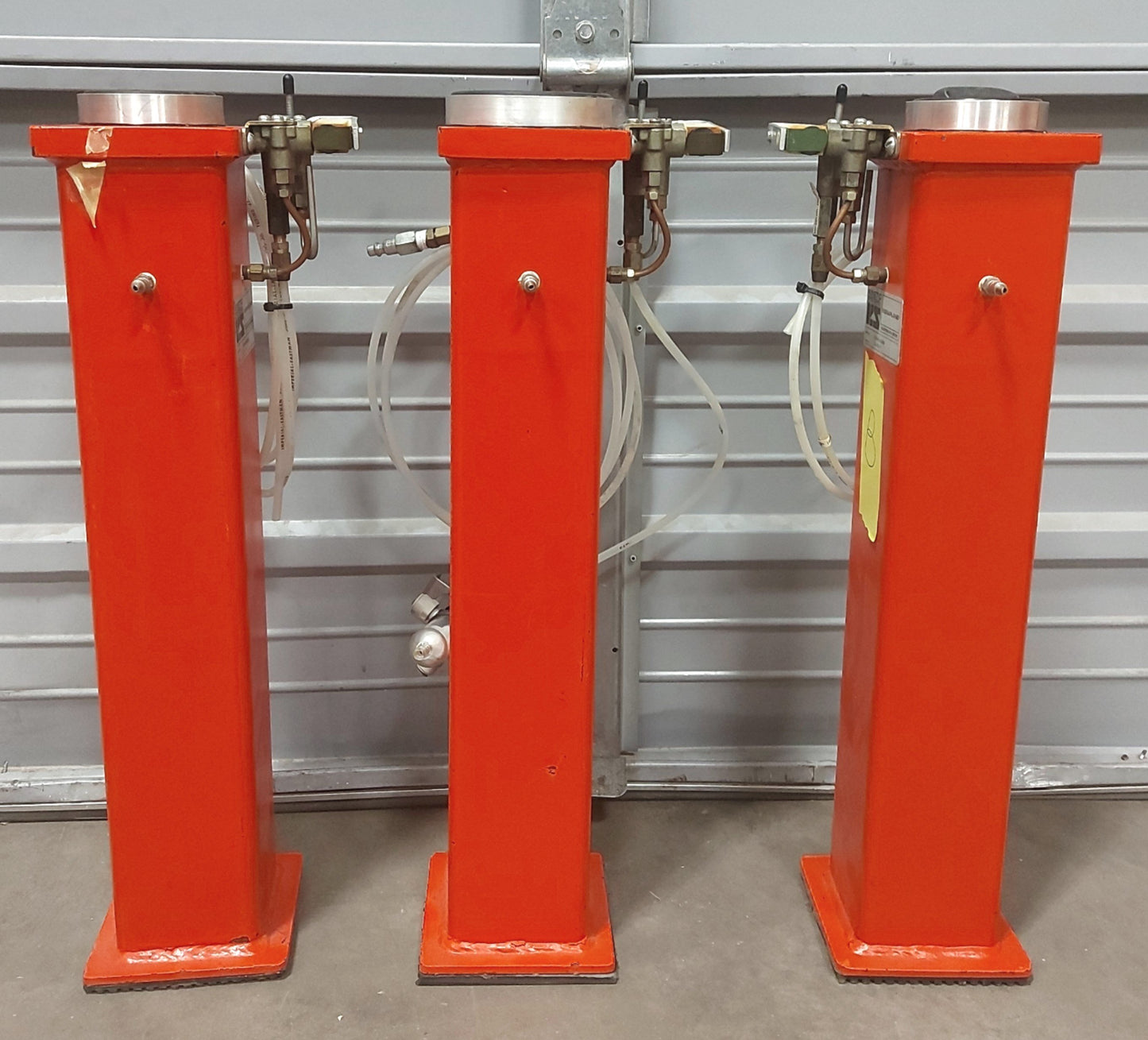 Used KSI 1219-03-2626K Tripod Vibration Isolation Mounts 200-3200lbs 24" High 50PSI