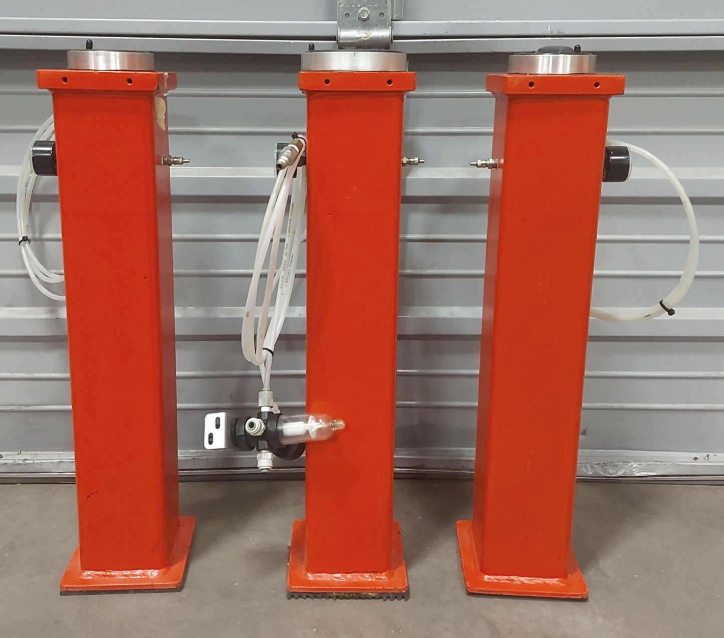 Used KSI 1219-03-2626K Tripod Vibration Isolation Mounts 200-3200lbs 24" High 50PSI