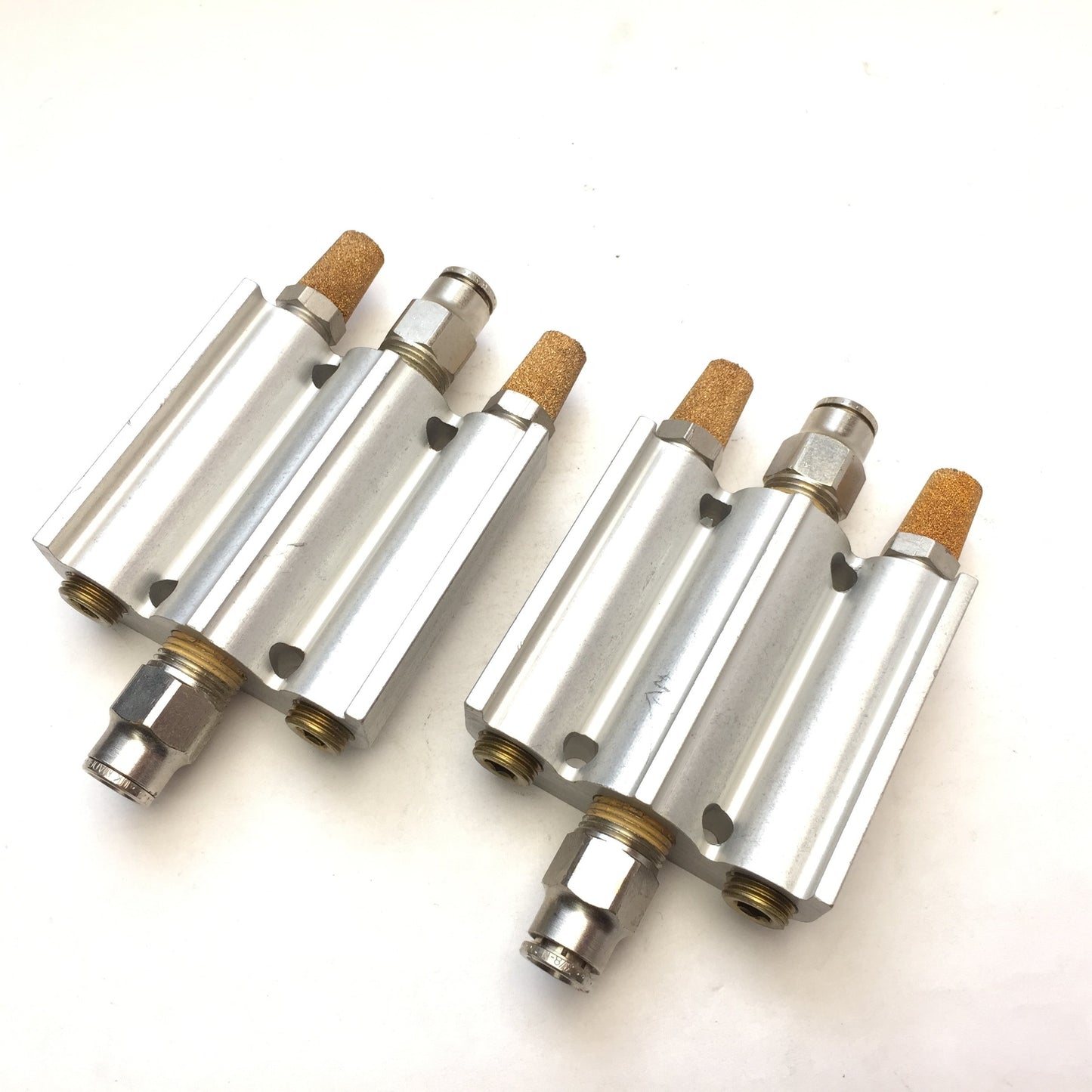 Used Lot of 2 Norgren 2-Station Manifold Plate Base for V14R517AB313A Solenoid Valves