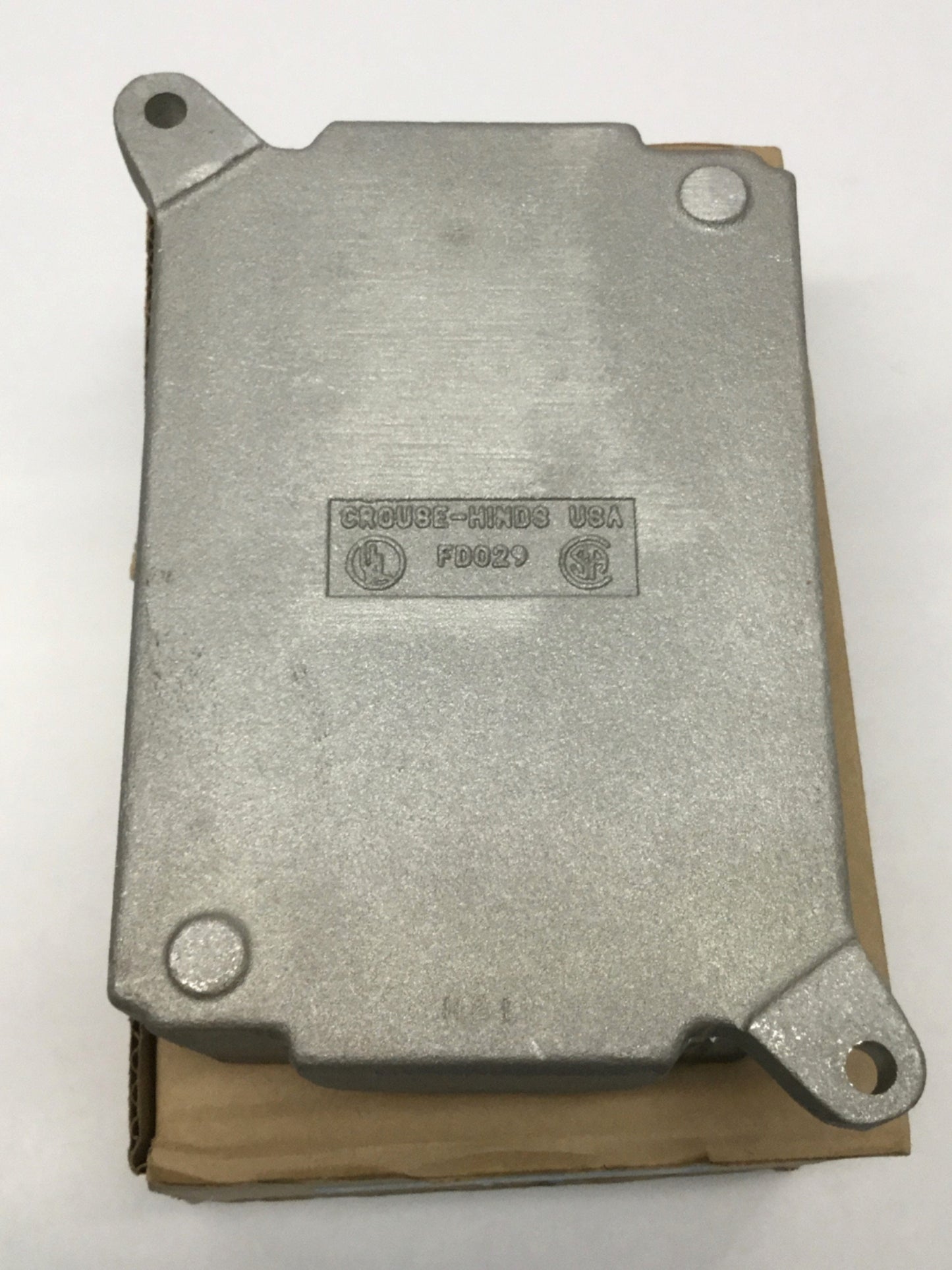 New Crouse Hinds FD029 SA Deep Two-Gang Cast Aluminum Condulet Device Outlet Box