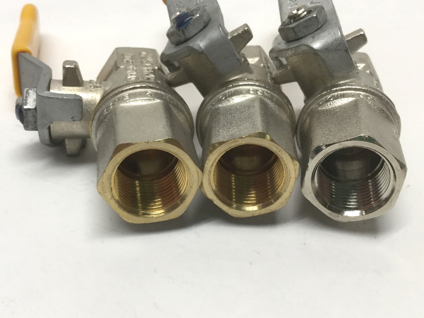 New – Open box Lot of 3 RuB K84-DIN-DVGW Brass Shut-Off Ball Valves 3/8" BSPP Female 600psi CWP