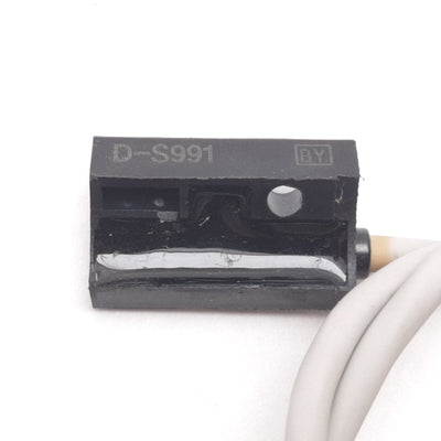 Used SMC D-S991 Solid State Auto Switch, NPN, 5/12/24VDC, 3-Wire 18" Long