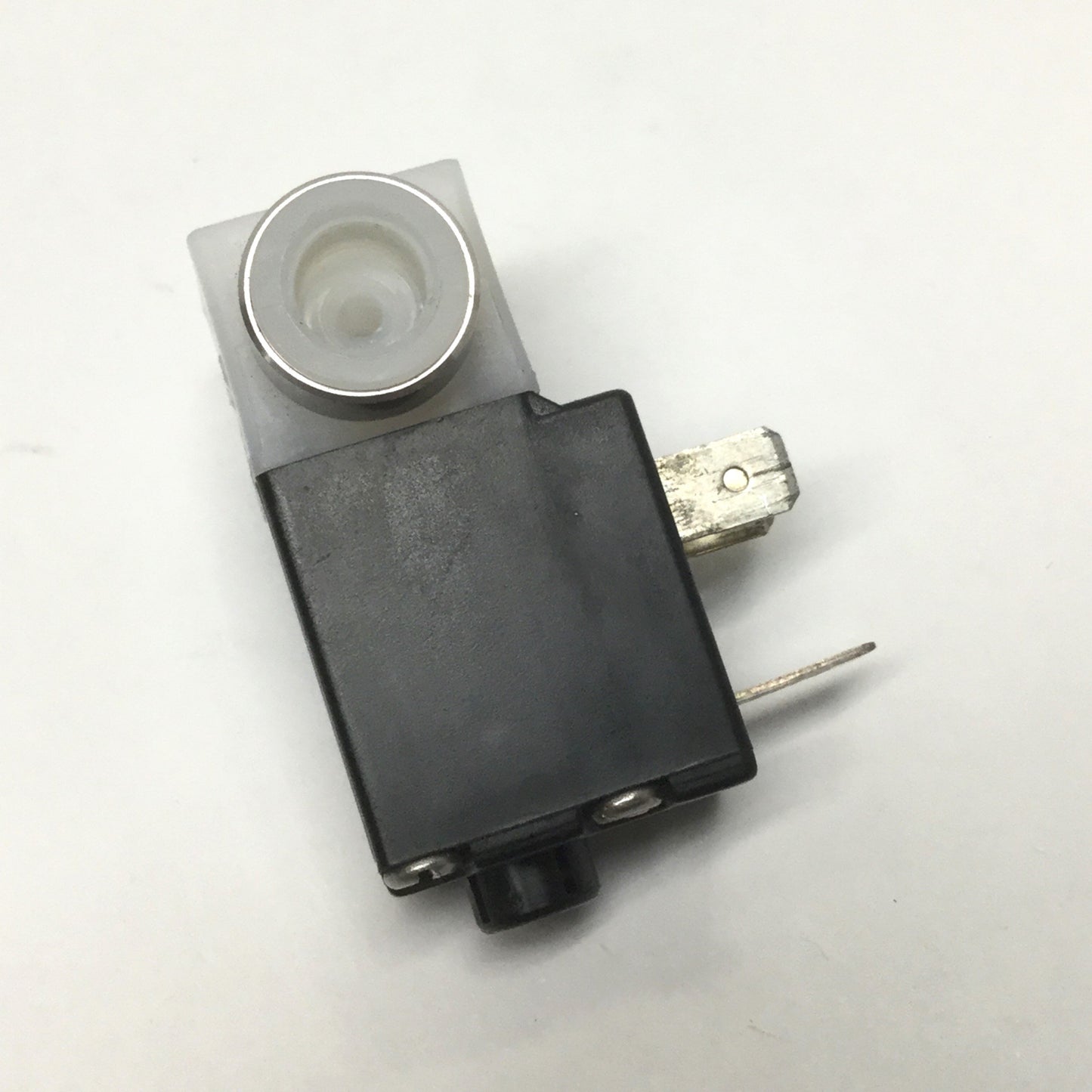Used Burkert 0117 2/2-Way NC Solenoid Plunger Valve, PTFE, 24VDC Coil, G1/8, 0-1bar