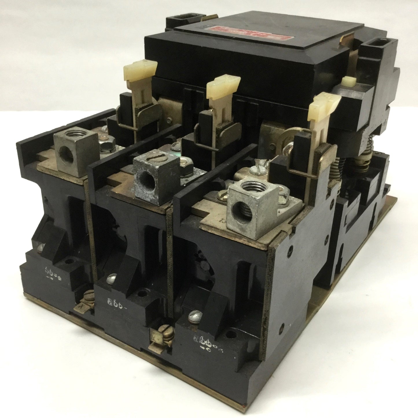 Used Dayton Electric 5X157A Motor Starter, NEMA Size 3, 110/120VAC Coil, 3-Pole