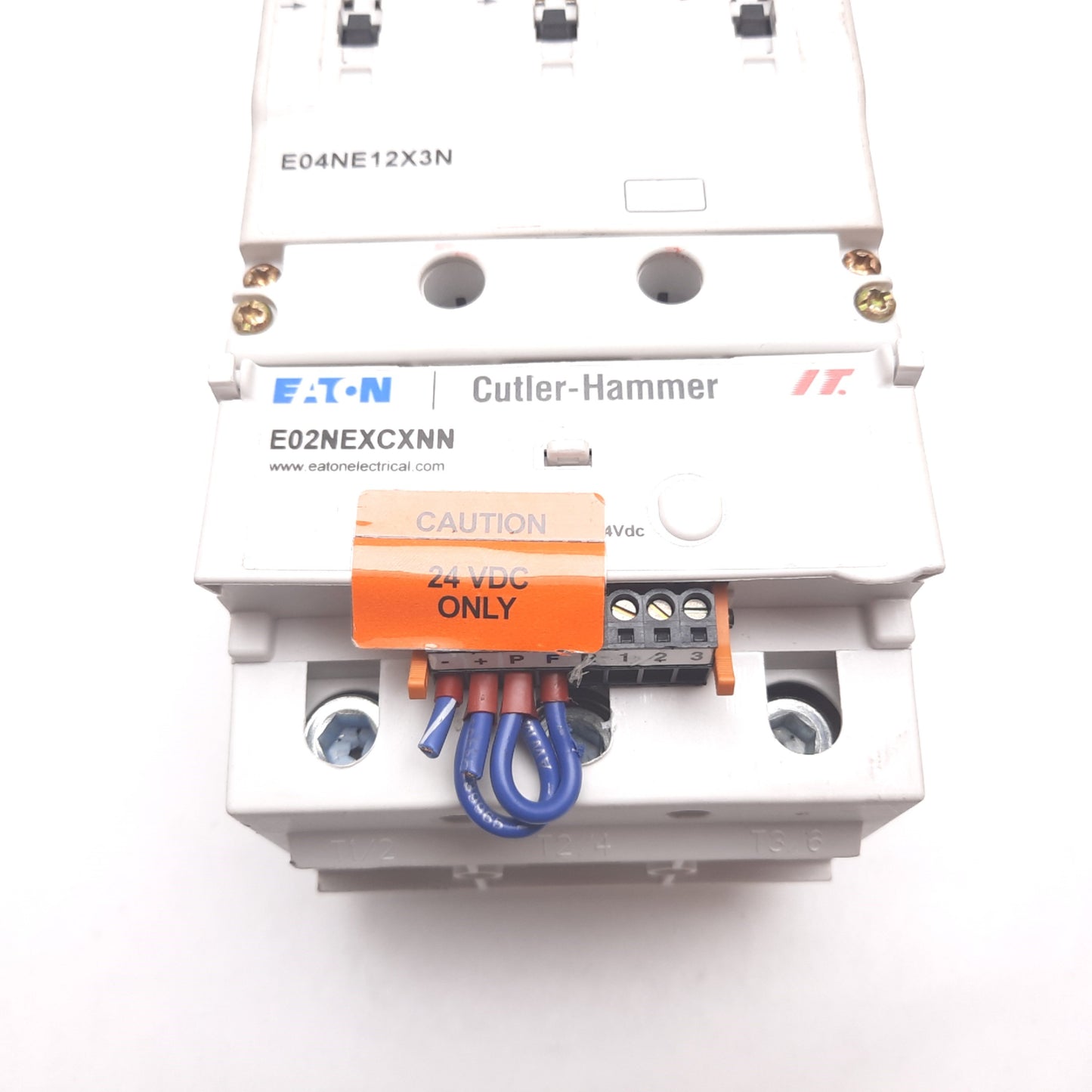 Used Eaton E04NE12X3N Contactor With E02NEXCXNN Coil, 3-Pole, Coil: 24VDC, 3-Phase