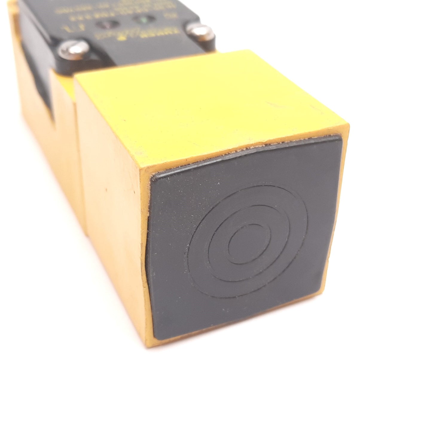 Used Turck Ni35-CP40-FDZ3X2 Inductive Proximity Sensor, 35mm, 20-250VAC 20-320VDC