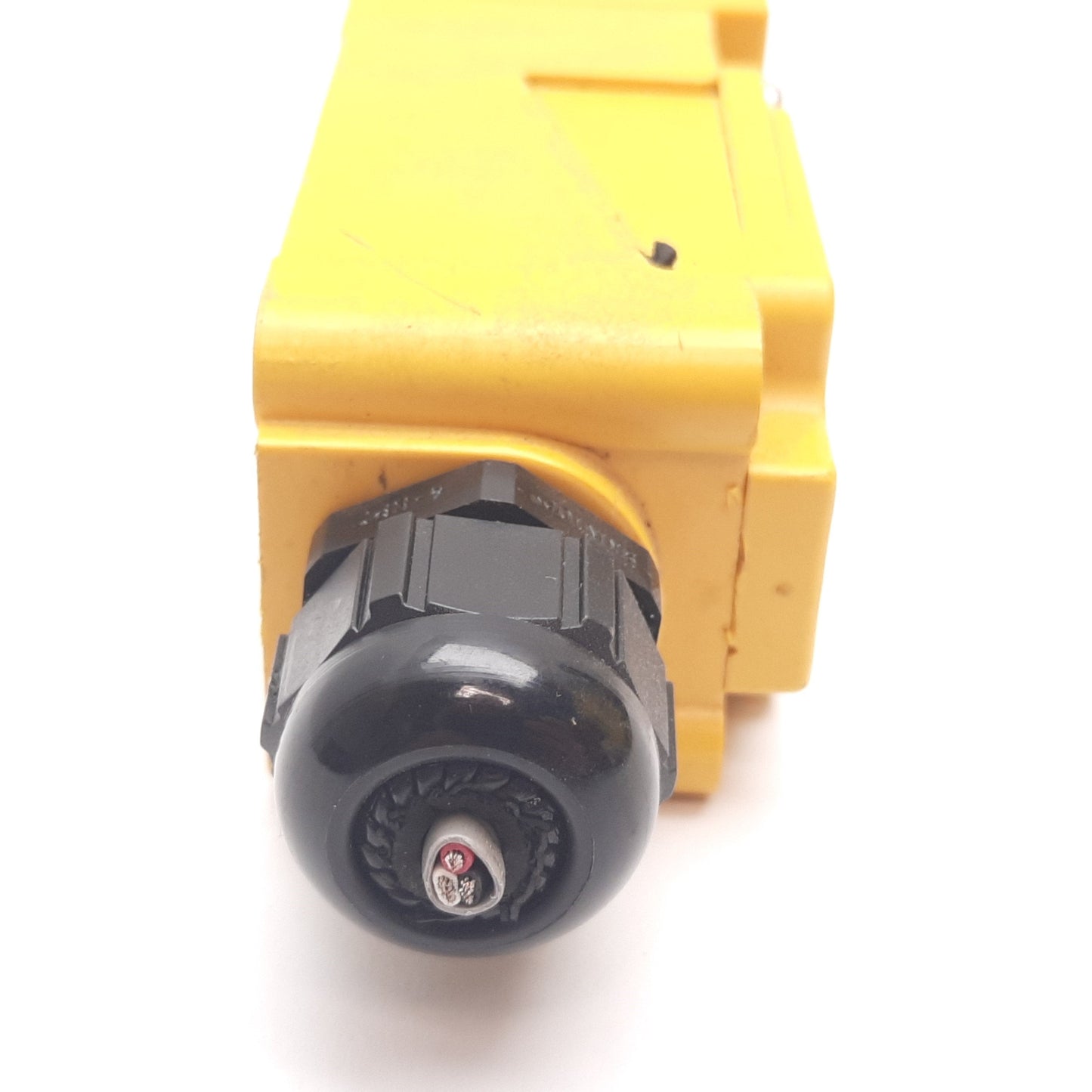 Used Turck Ni20NF-CP40-BZ3X Inductive Proximity Sensor, 10-20mm, 20-250VAC 5-500mA