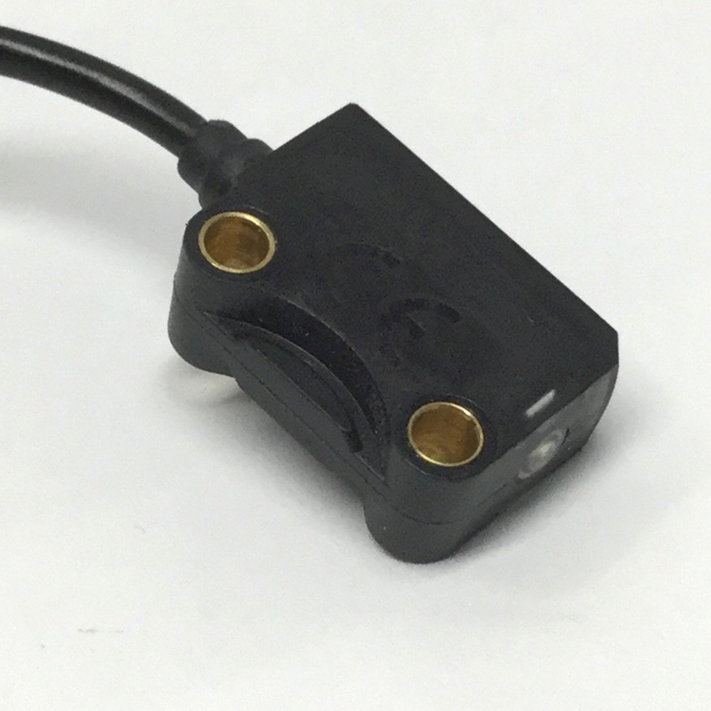 Used Allen-Bradley 42KD-B2LAR1-A2 Miniature LED Photoelectric Sensor, 1-15mm, PNP/NPN