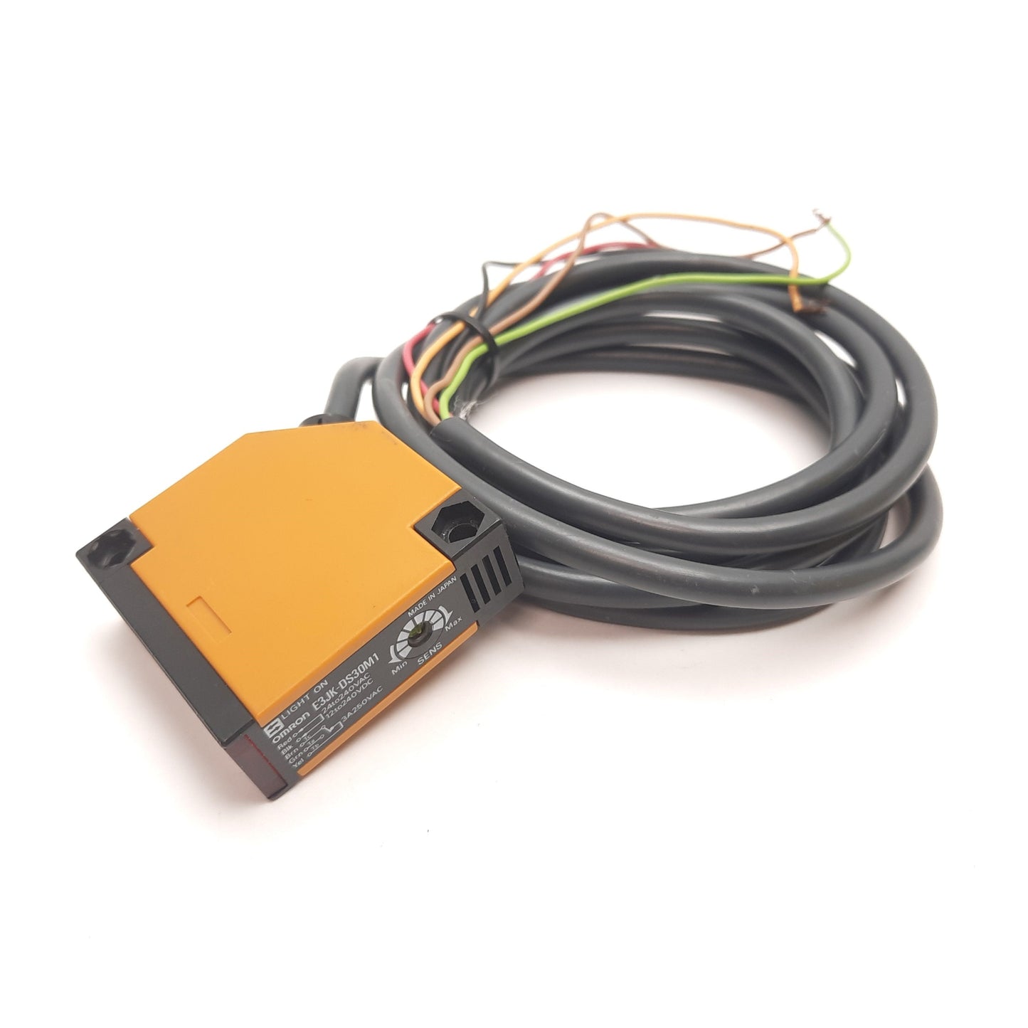Used Omron E3JK-DS30M1 Diffuse Reflective Photoelectric Sensor, 300mm, 12-240V