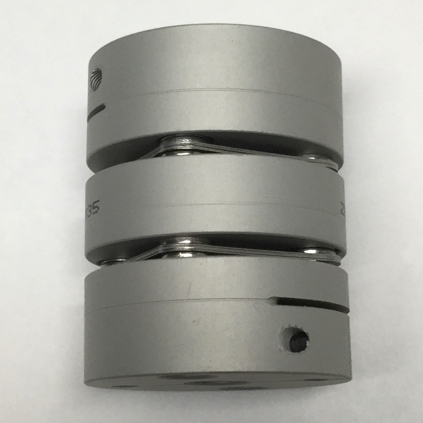 New – Open box Zero-Max SC035R Servoclass Double Disc Flexible Shaft Coupling 3/8" x 16mm Bores