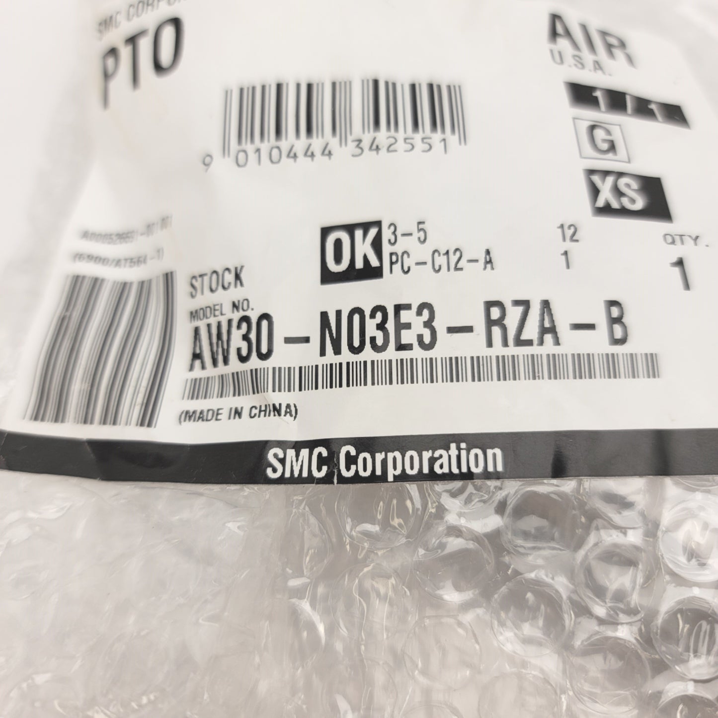 New SMC AW30-N03E3-RZA-B Filter Regulator With Digital Pressure Switch 3/8"NPT