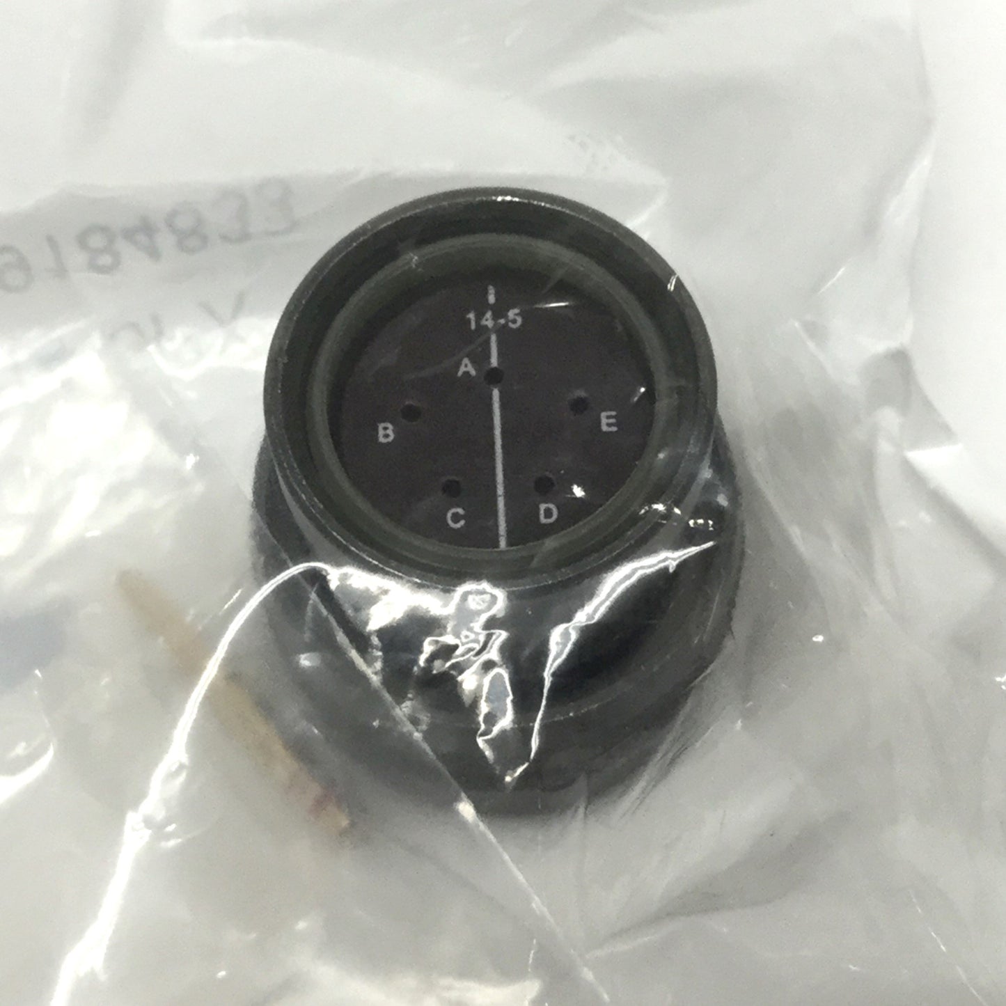 New Amphenol PT06SE14-5PX MIL Spec Circular Connector Bayonet Plug, 5-Pos, 13A