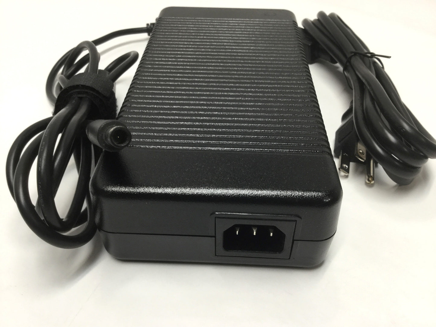 Used Genuine HP HSTNN-DA12 Laptop Charger Adapter Power Supply 230W 19.5V, 11.8A