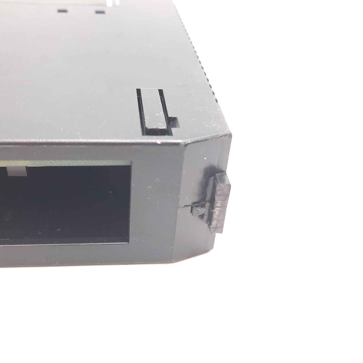 Used Horner GE Fanuc HE693ADC816D Series 90-30 Analog Input Module, 8-Ch Broken Mount