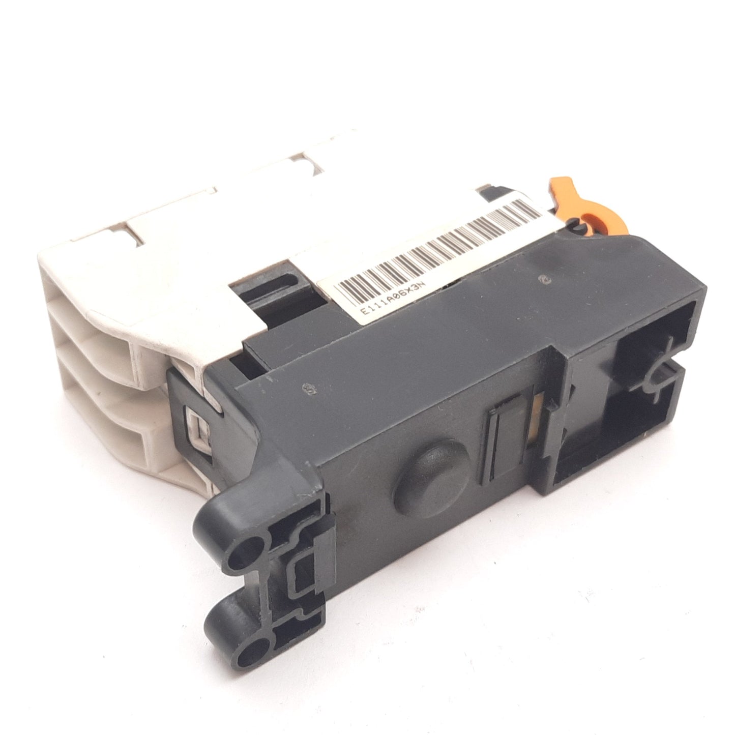 Used Eaton Cutler Hammer E111A06X3N Motor Control Contactor 6A 600VAC, Bad Aux Mount