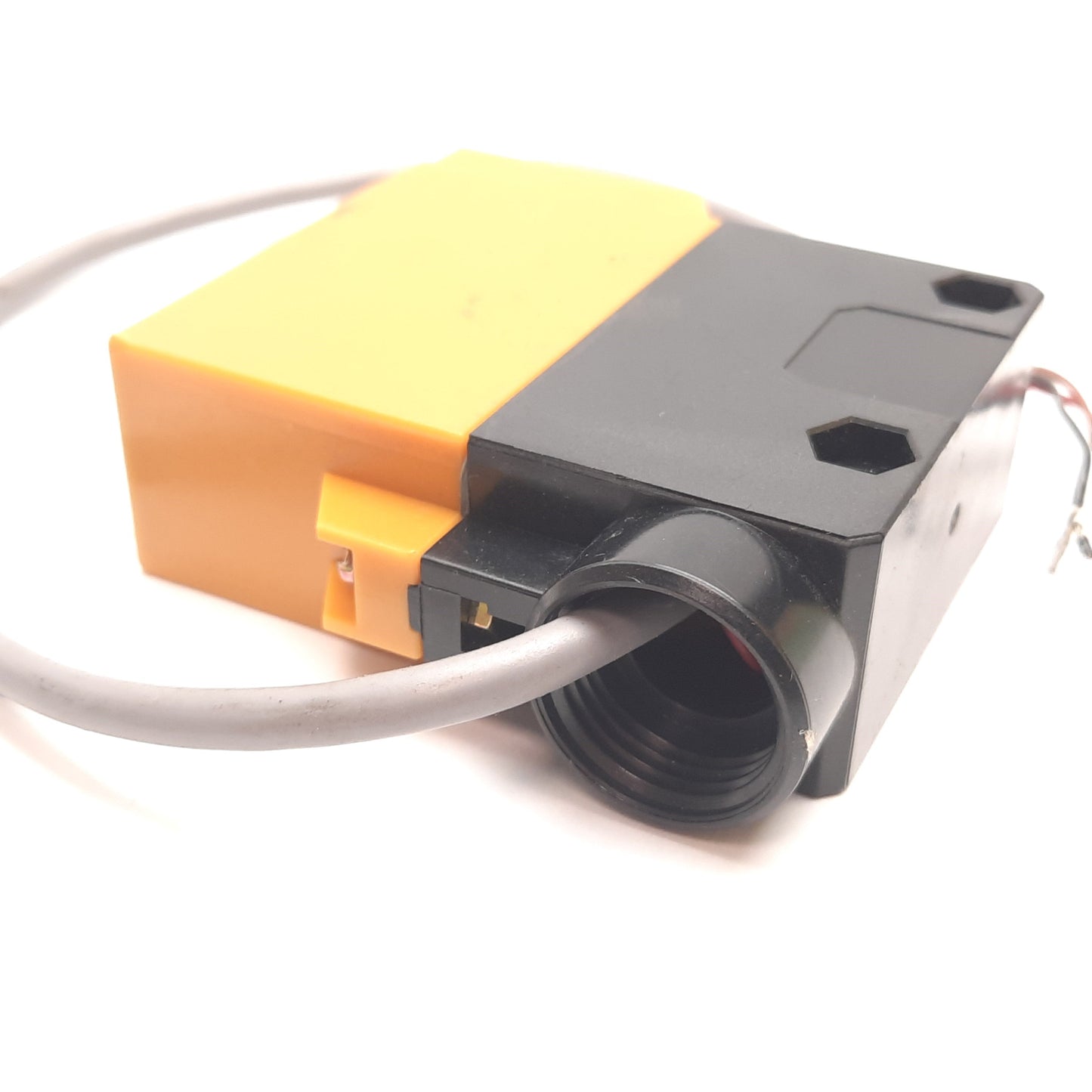 Used Omron E3A2-XCM4T Fiber Optic Photoelectric Switch 24-240VAC/12-240VDC 3A NPN/PNP