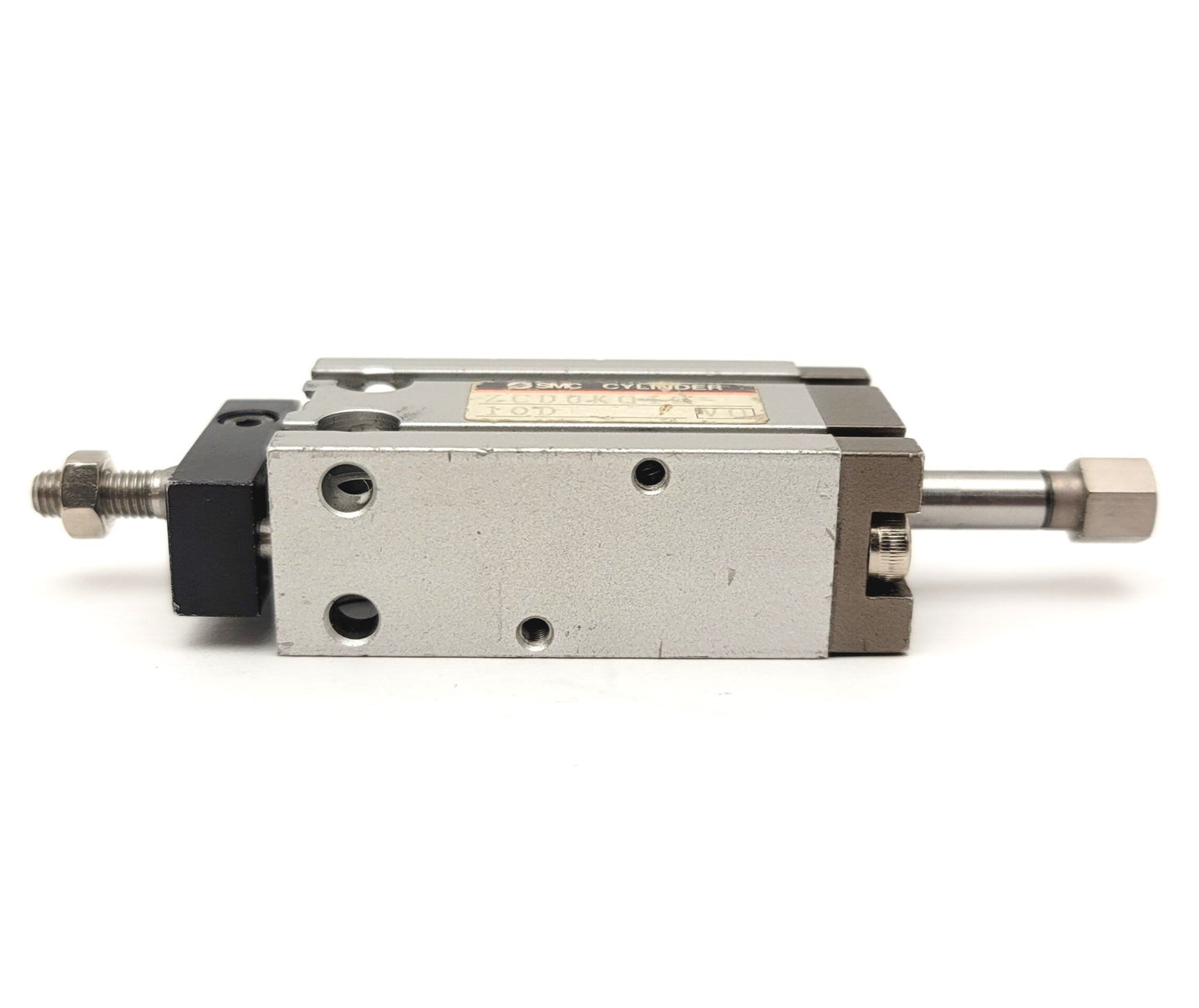 Used SMC ZCDUKQ10-10D Free Mount Cylinder For Vacuum Bore: 10mm, Stroke: 10mm, 0.7MPa