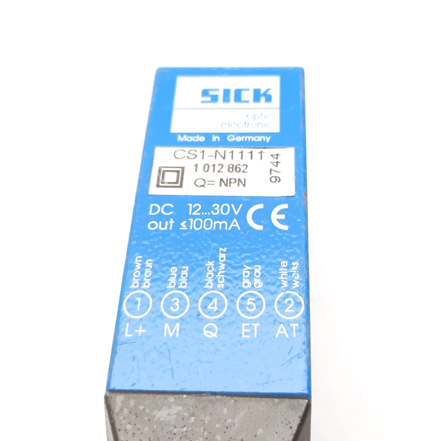 Used Sick CS1-N1111 Color Sensor, 12.5mm, 12-30VDC, Output: NPN, 5-Pin M12