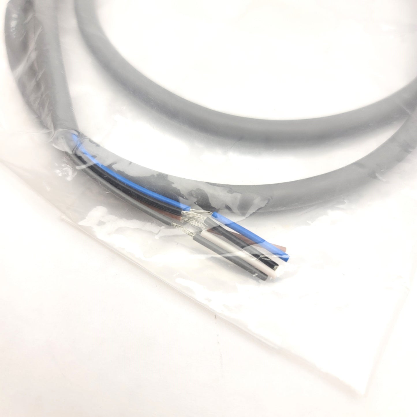 New SMC EX9-AC010-1 Connector Cable For EX300 Serial Interface Units, 1 Meter, M12
