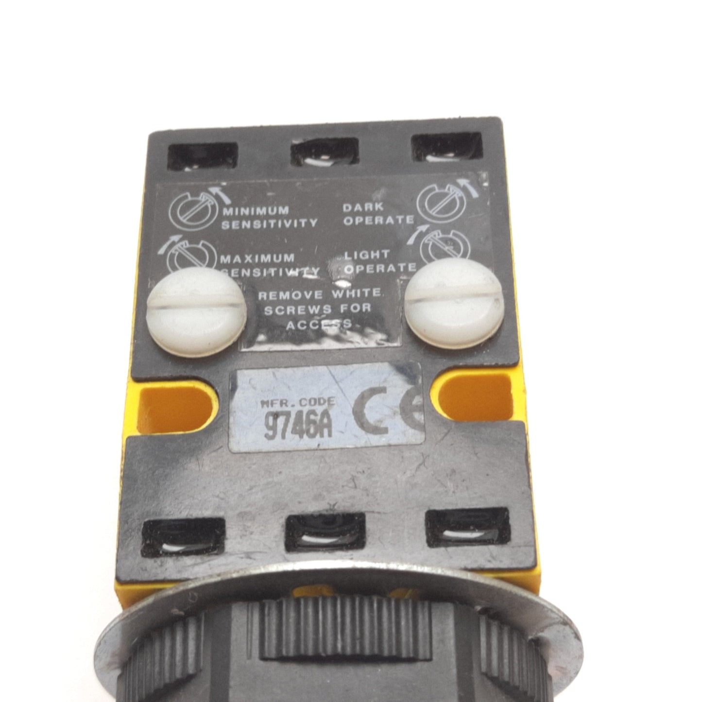Used Banner SM912LVQD Valu-Beam Photoelectric Sensor, Retro 9m 10-30VDC 4-Pin 7/8"