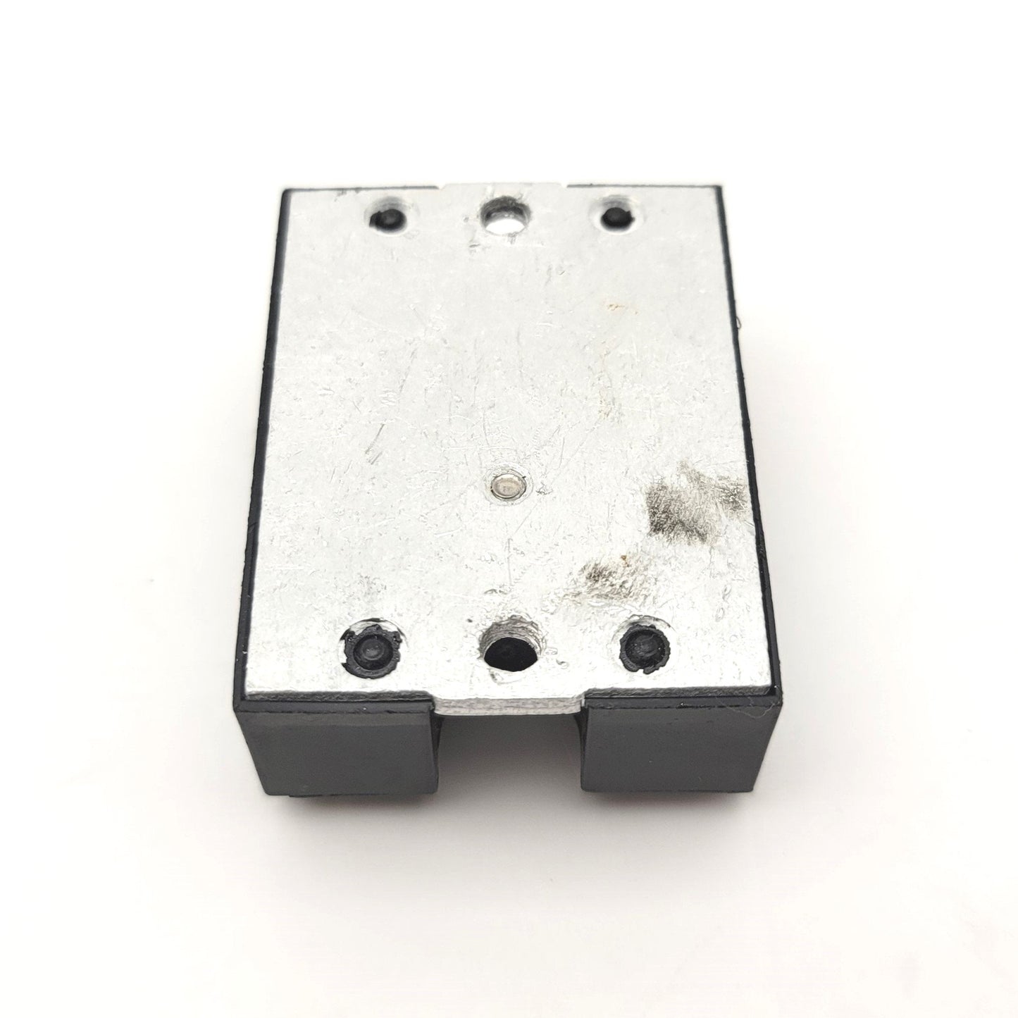 Used NCC SNC R22025-501 Solid State Relay Control: 70-140VAC, Output: 48-300VAC, 25A