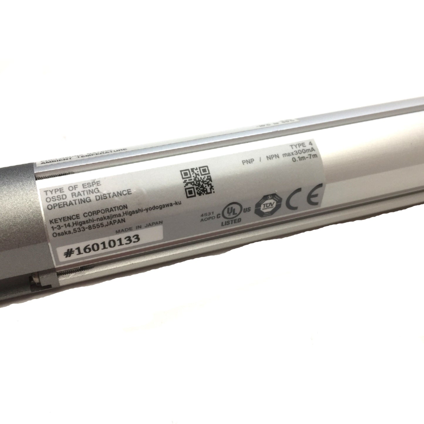 Used Keyence SL-C56F-T Light Curtain Transmitter, 24VDC, 15ms, Detection Zone: 550 mm