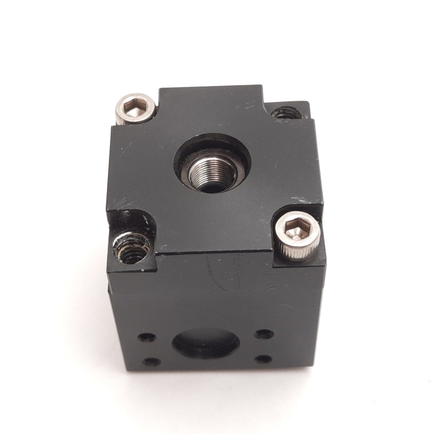 Used Compact SC111C Pneumatic 1C Collet Closer, Ports 1/8" NPT, Pressure 250psi