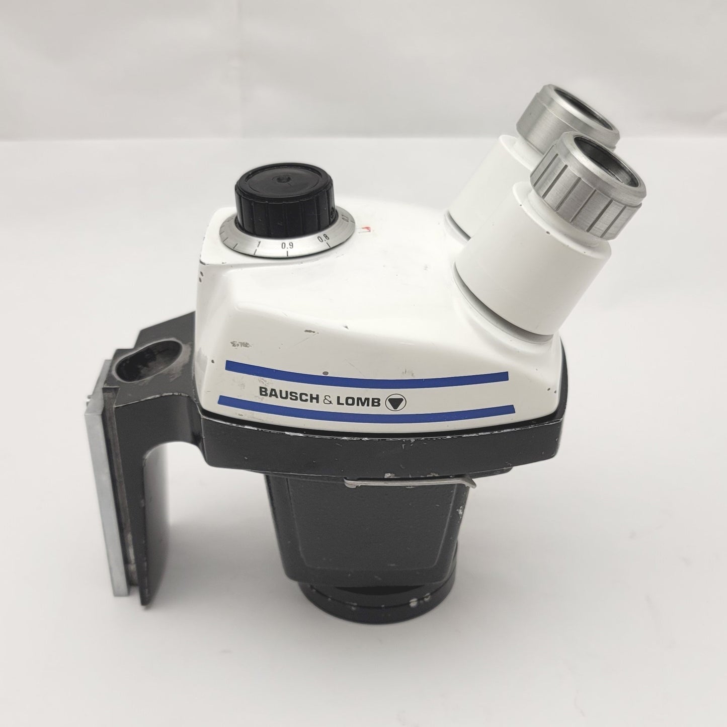 For parts or not working Bausch & Lomb StereoZoom 4 Binocular Zoom Microscope 0.7x to 3x *No Eye Pieces*