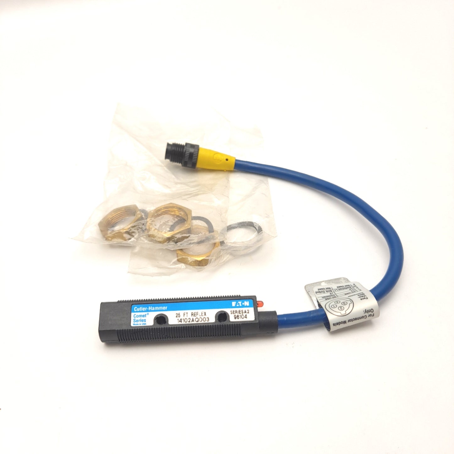 Used EATON 14102AQD03 Photoelectric Sensor NPN 7.6m Max Volt. 20-264 VAC or 15-30 VDC
