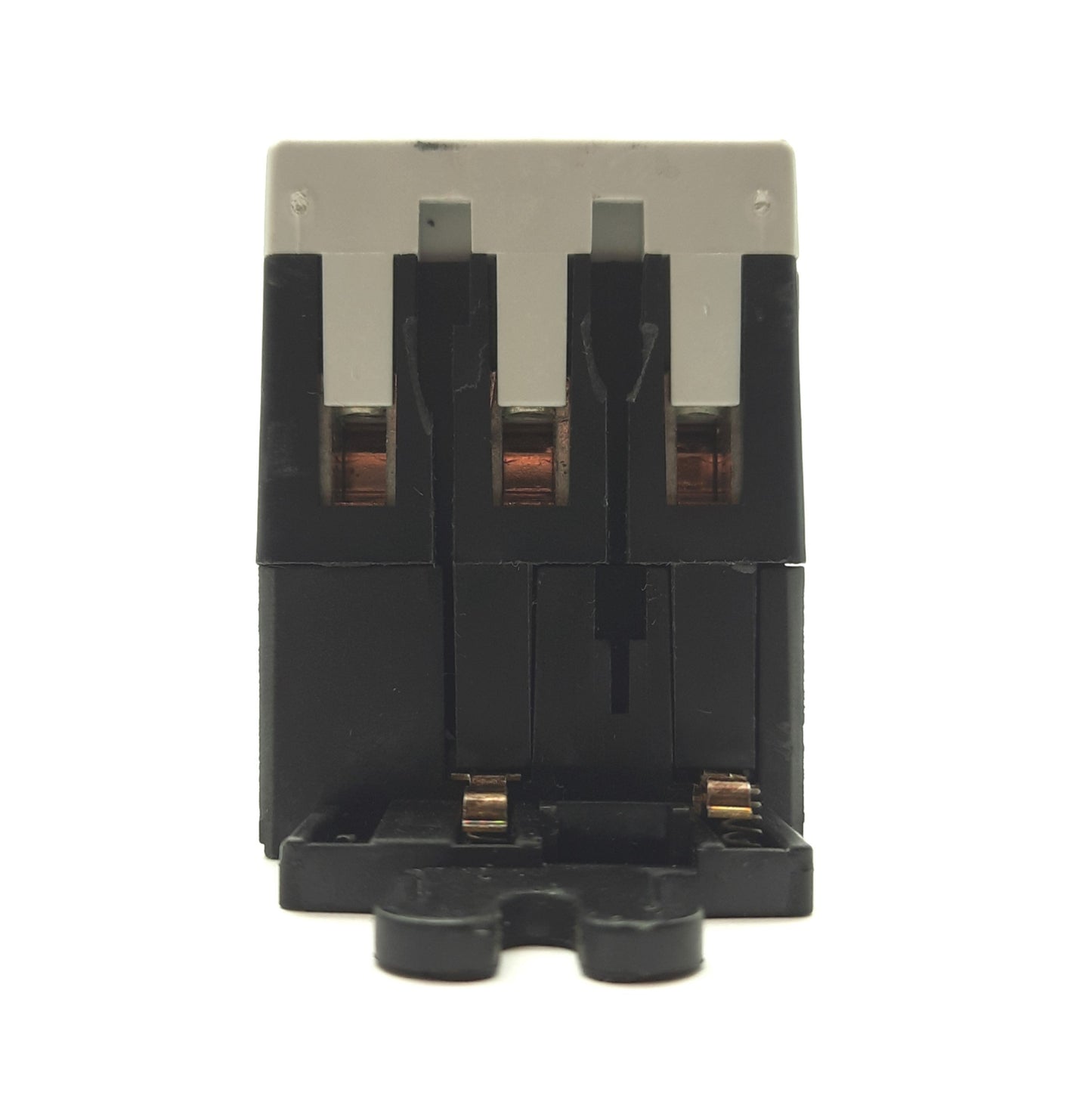 Used Eaton Cutler Hammer E04NB18X3N Contactor, 3-Pole 600VAC 18A *No Coil Controller*