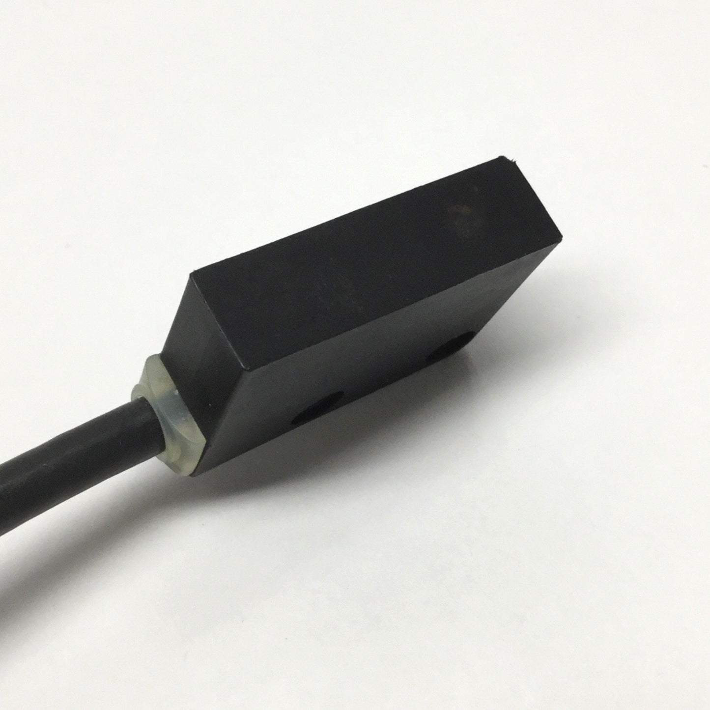 Used Balluff BML0211 Incremental Linear Magnetic Encoder, 5æm Resolution, 2m Cable