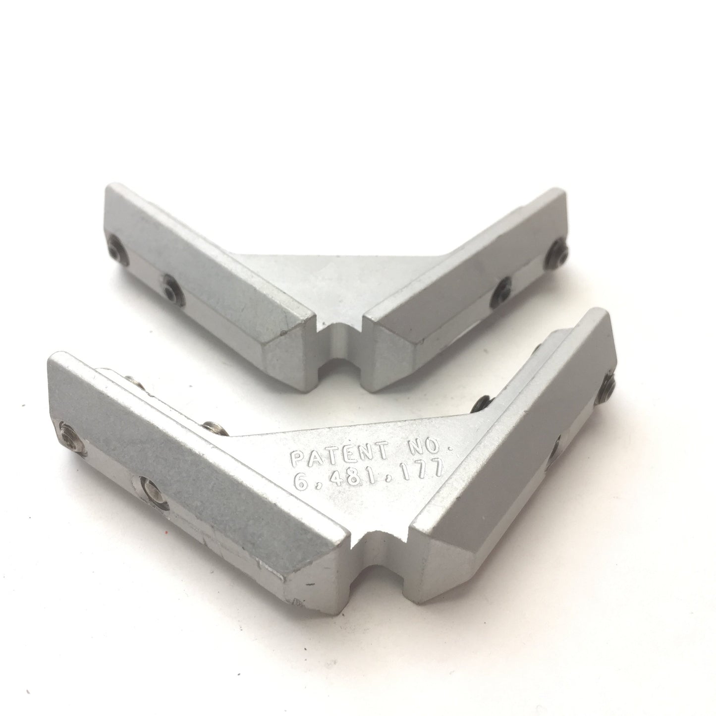Used Lot of 2 80/20 3364 Aluminum 90 Degree Inside Corner Connector, 15/40 Series