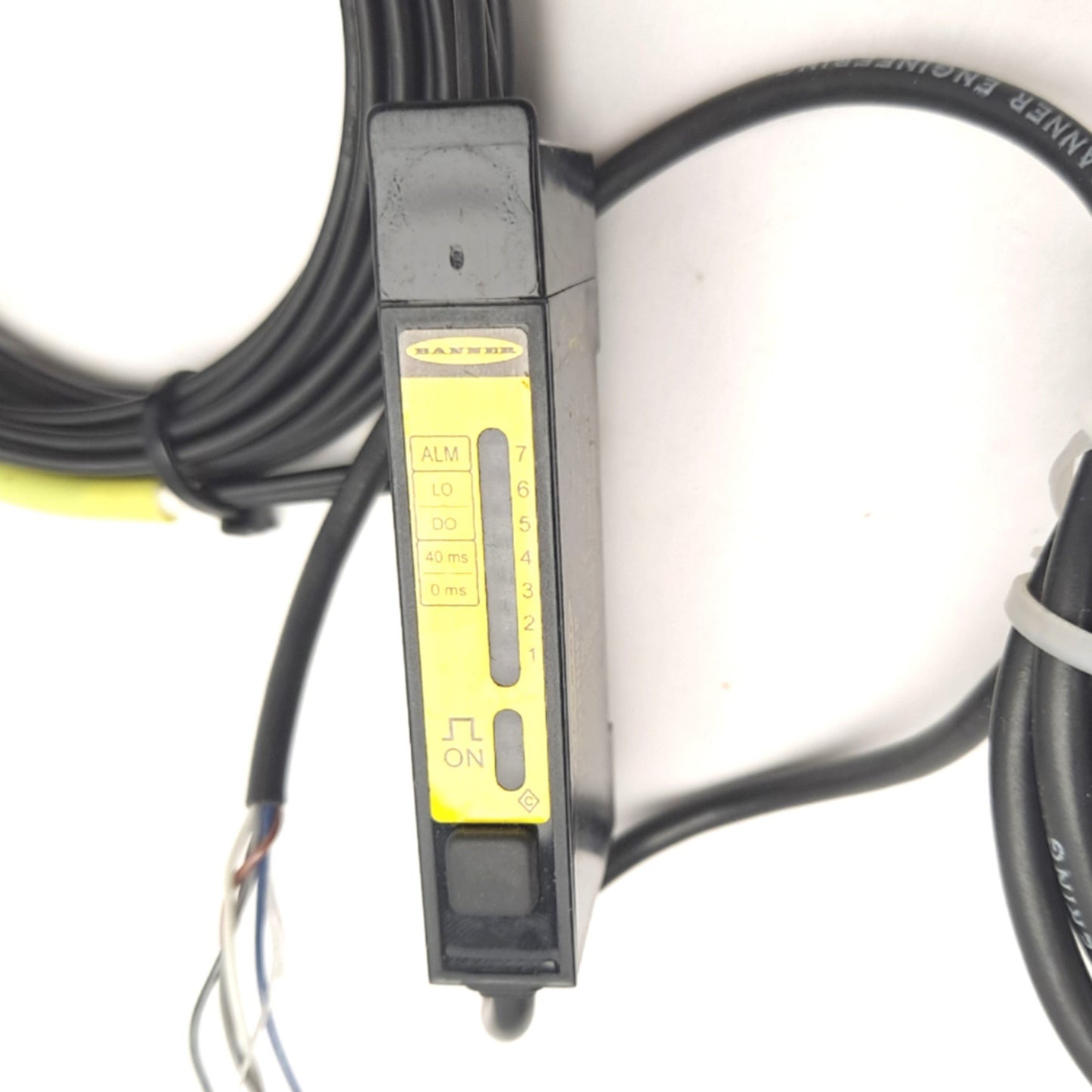 Used Banner D12EN6FP Fiber Optic Sensor, Red LED, NPN, 5-Wire, 10-30VDC w/Fiber